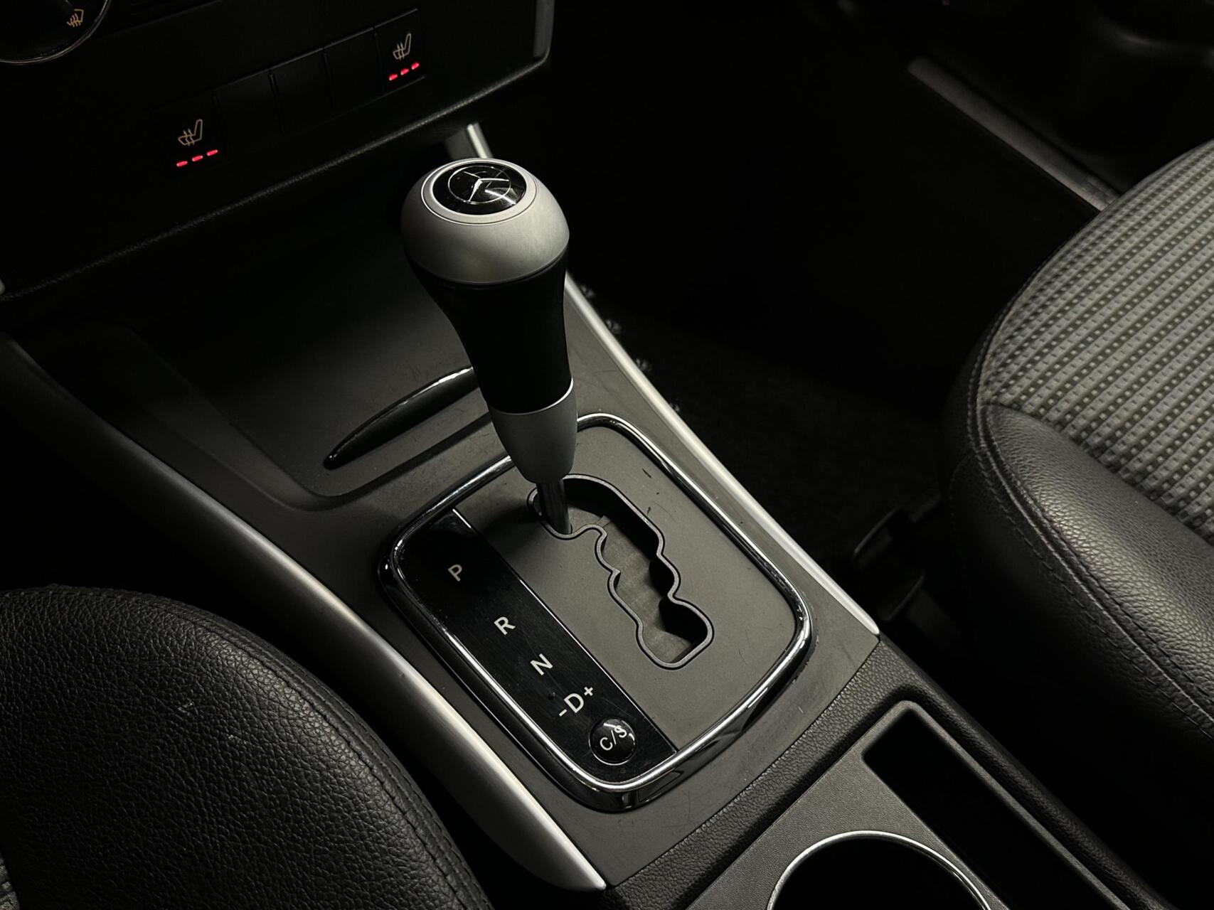 Foto van Mercedes-Benz B 200