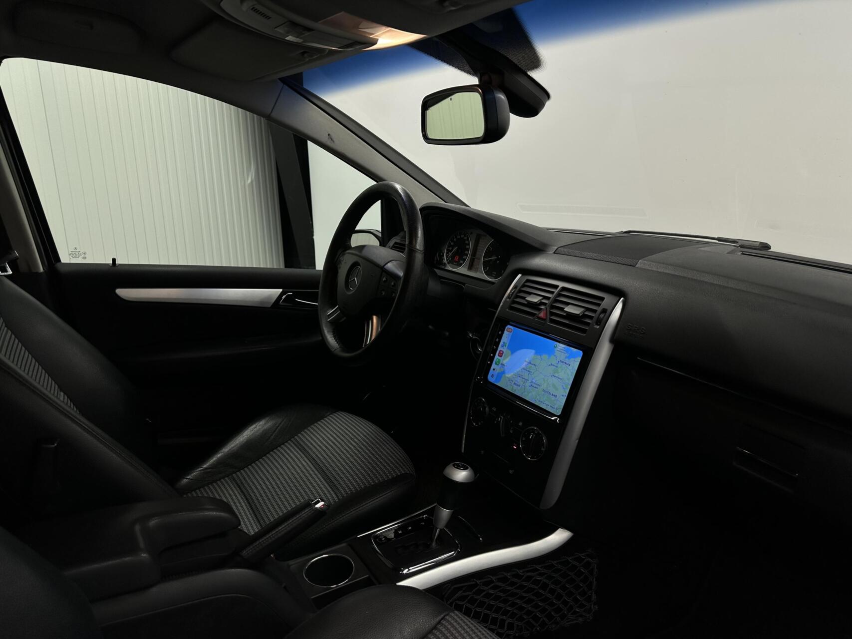 Foto van Mercedes-Benz B 200