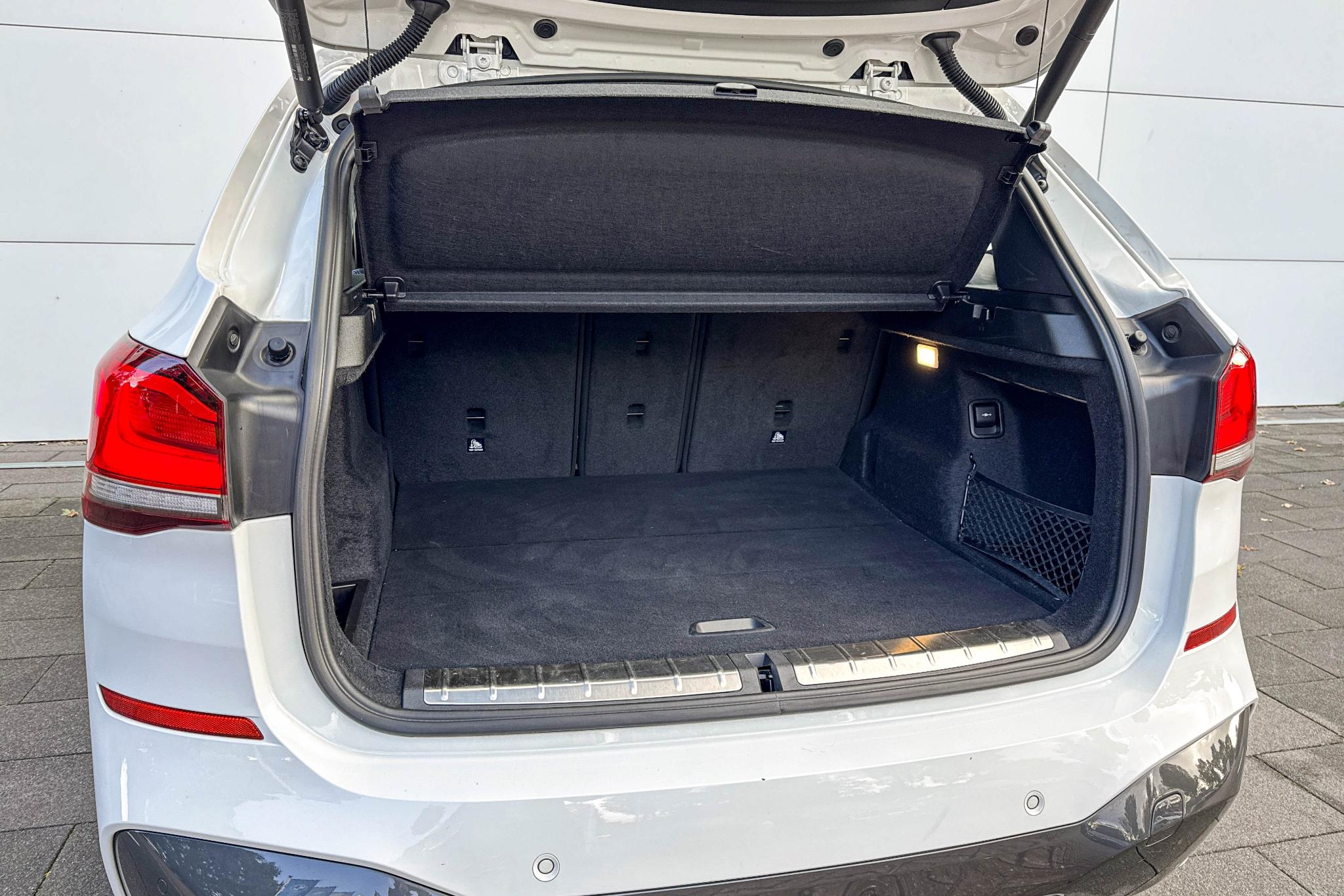 Foto van BMW X1 Sdrive18i