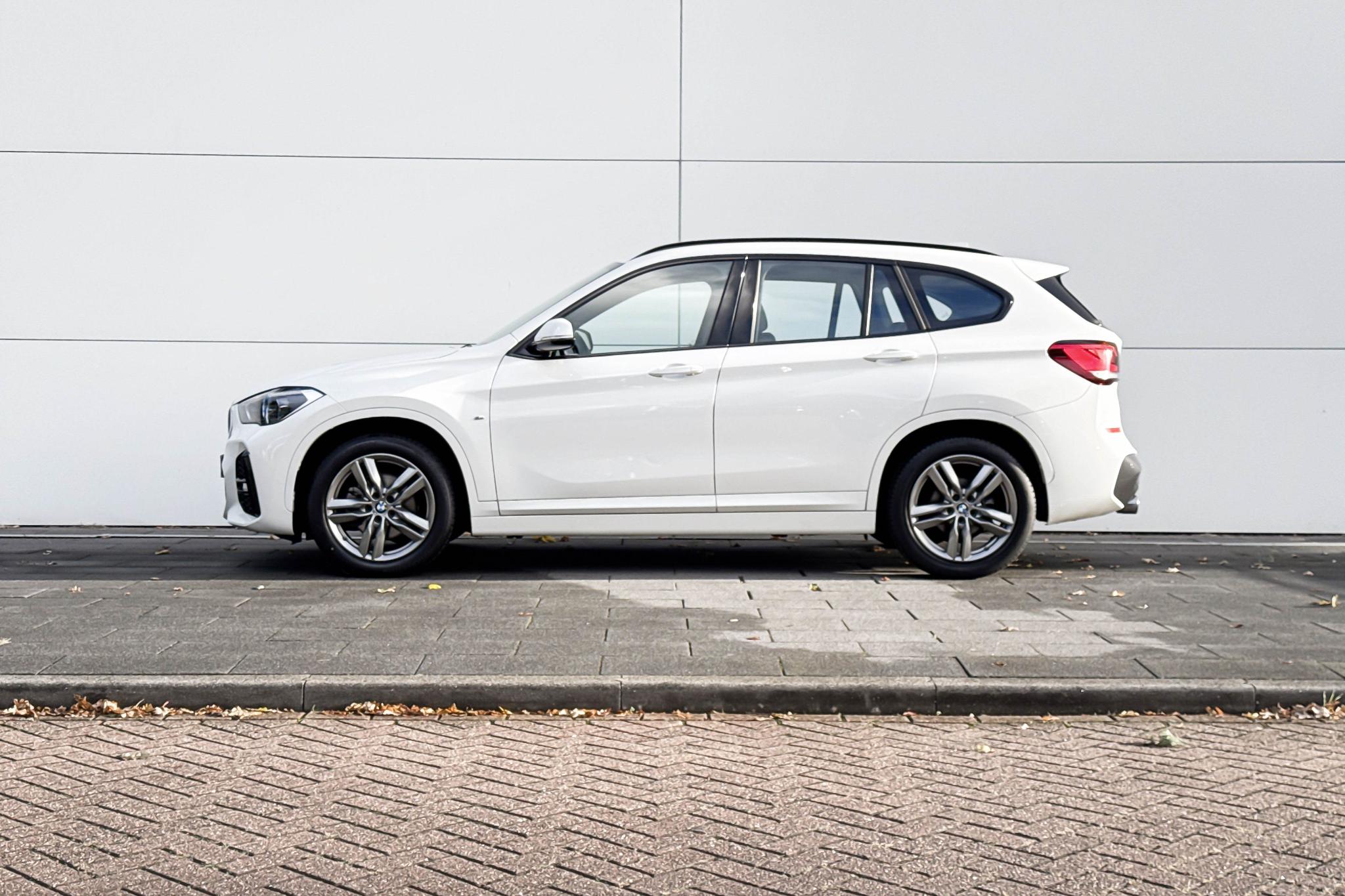 Foto van BMW X1 Sdrive18i