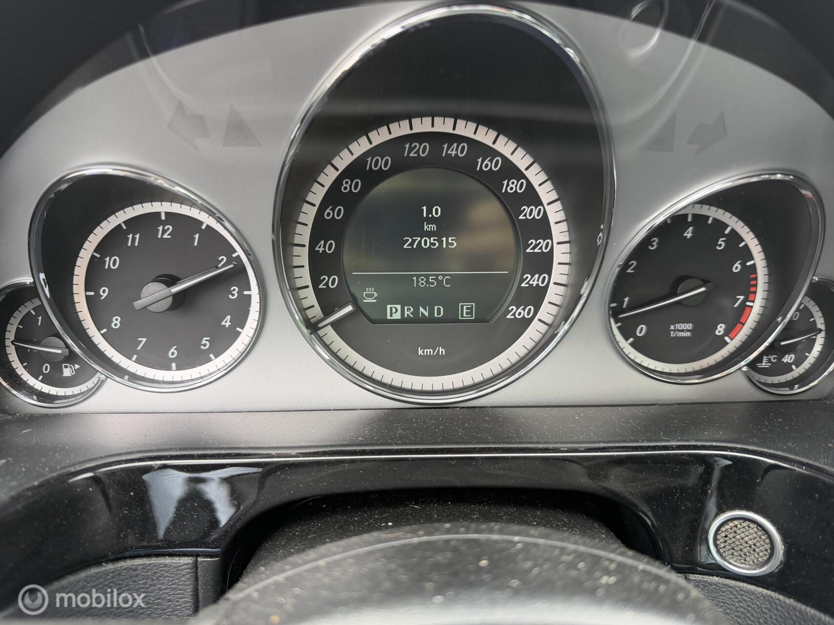 Foto van Mercedes-Benz E 200 Cgi