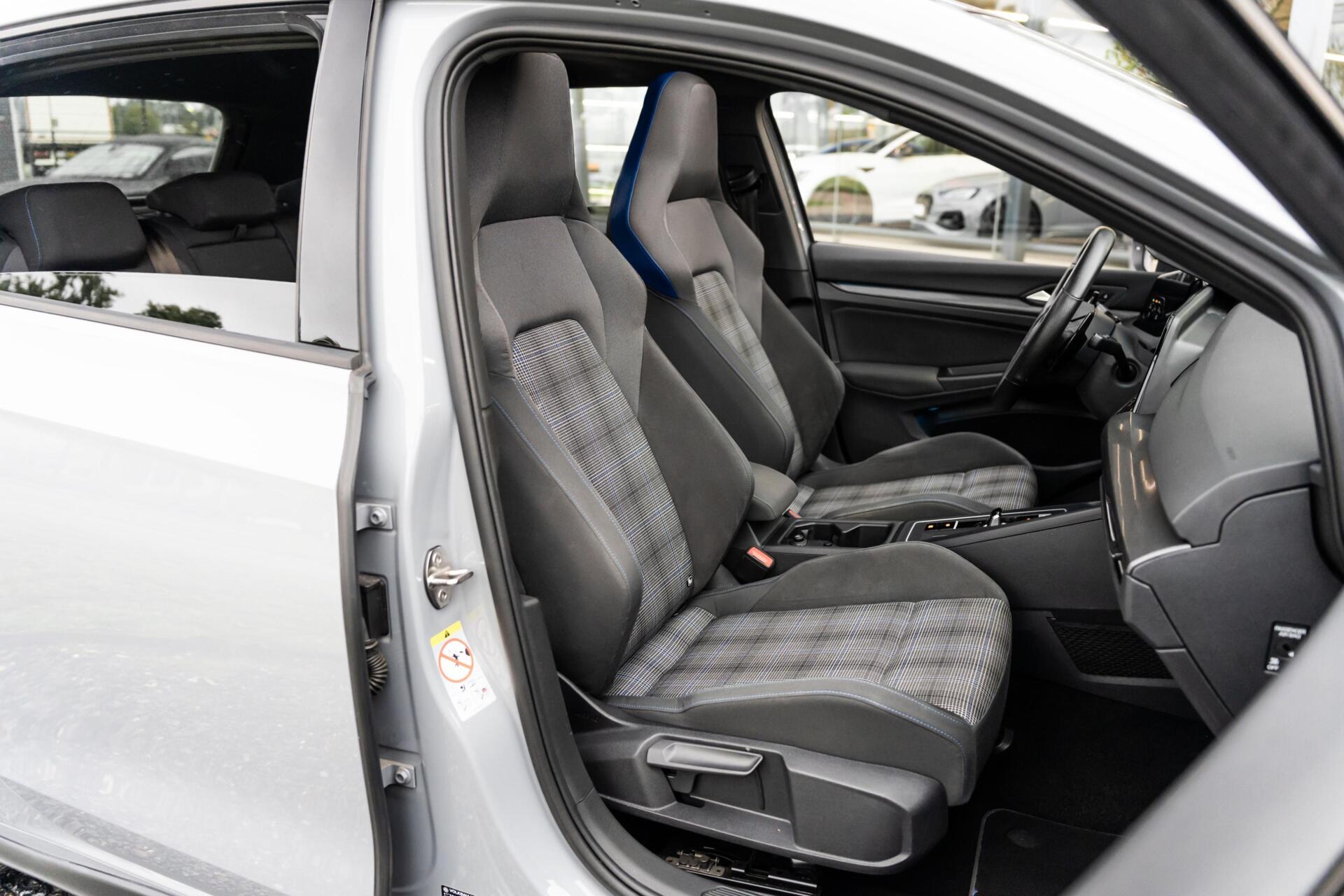 Foto van Volkswagen Golf GTE