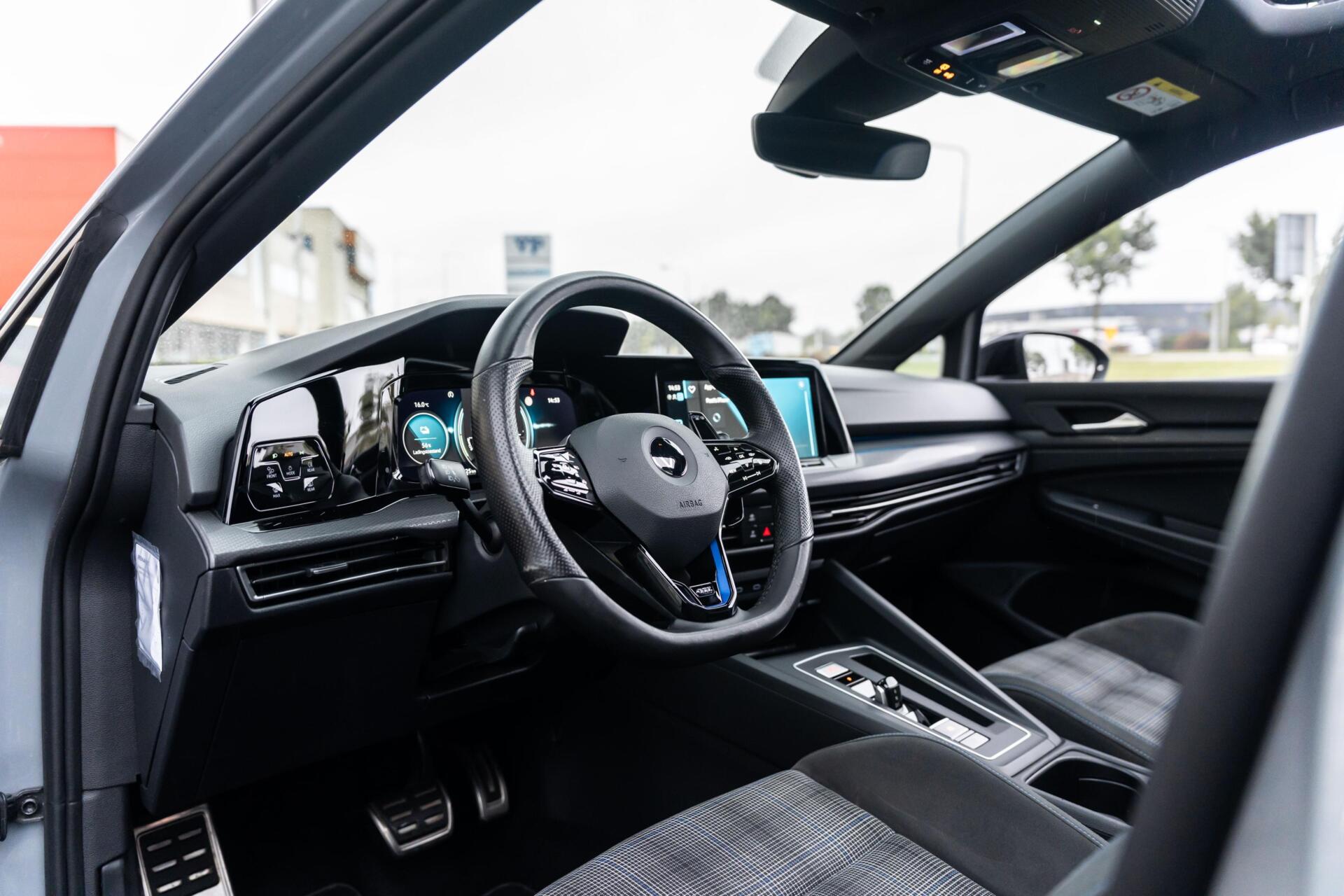Foto van Volkswagen Golf GTE