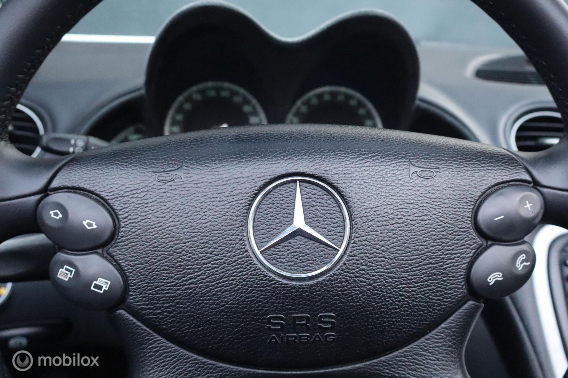 Foto van Mercedes-Benz SL