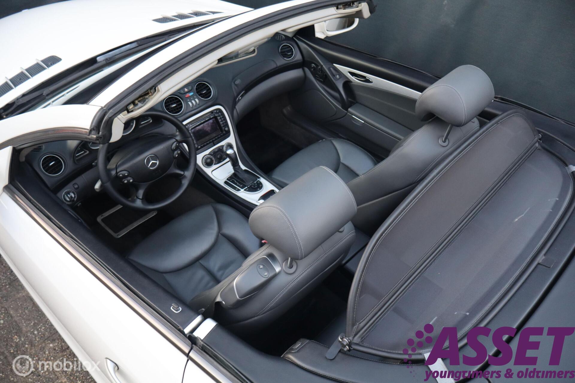 Foto van Mercedes-Benz SL