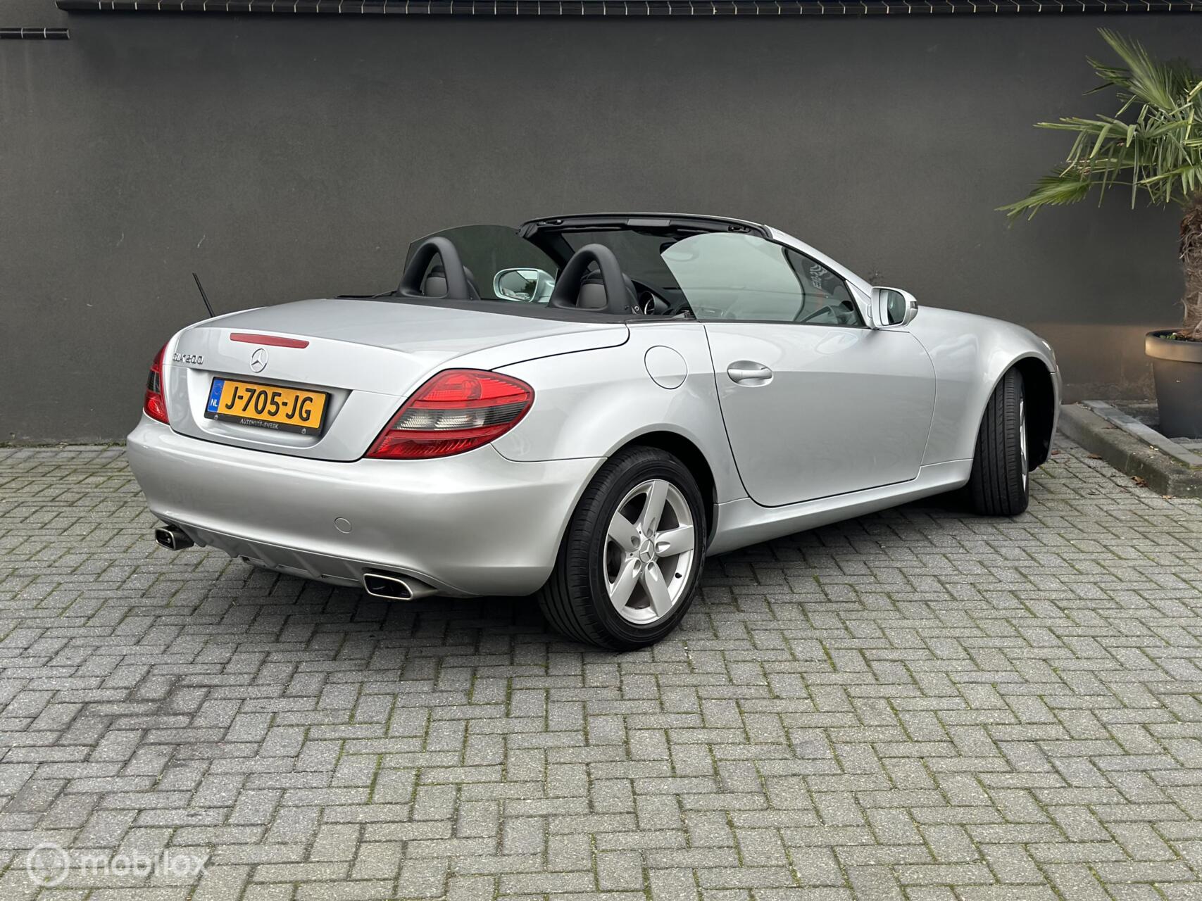 Foto van Mercedes-Benz SLK 200 Kompressor