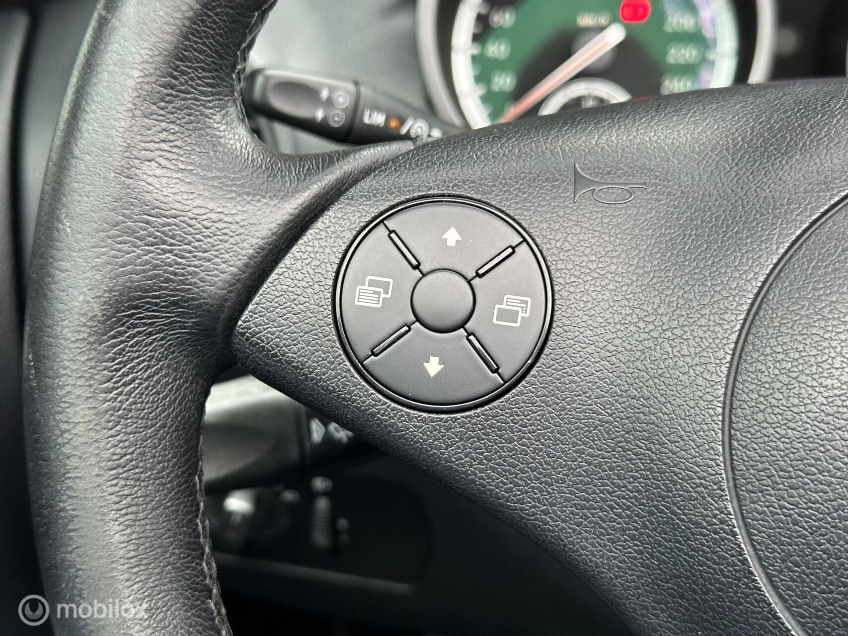 Foto van Mercedes-Benz SLK 200 Kompressor
