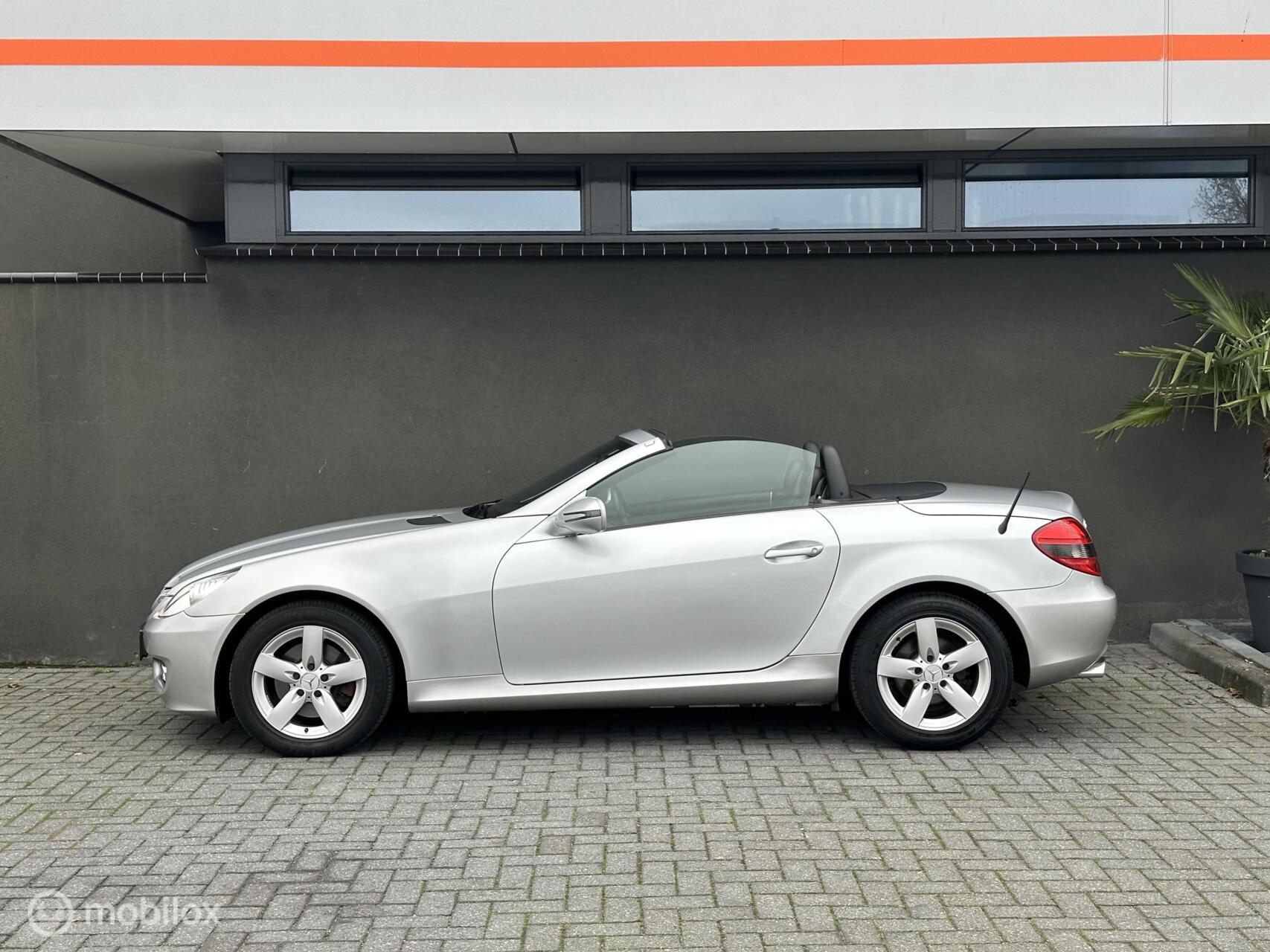 Foto van Mercedes-Benz SLK 200 Kompressor
