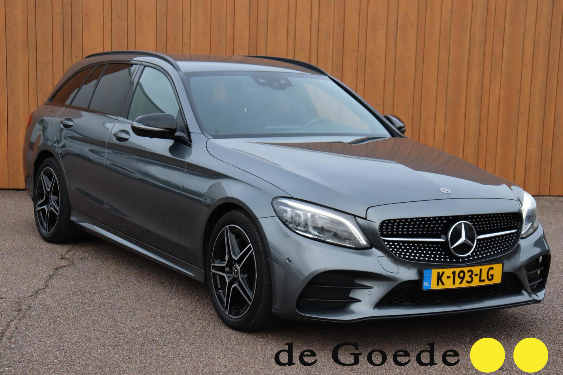 Foto van Mercedes-Benz C 200