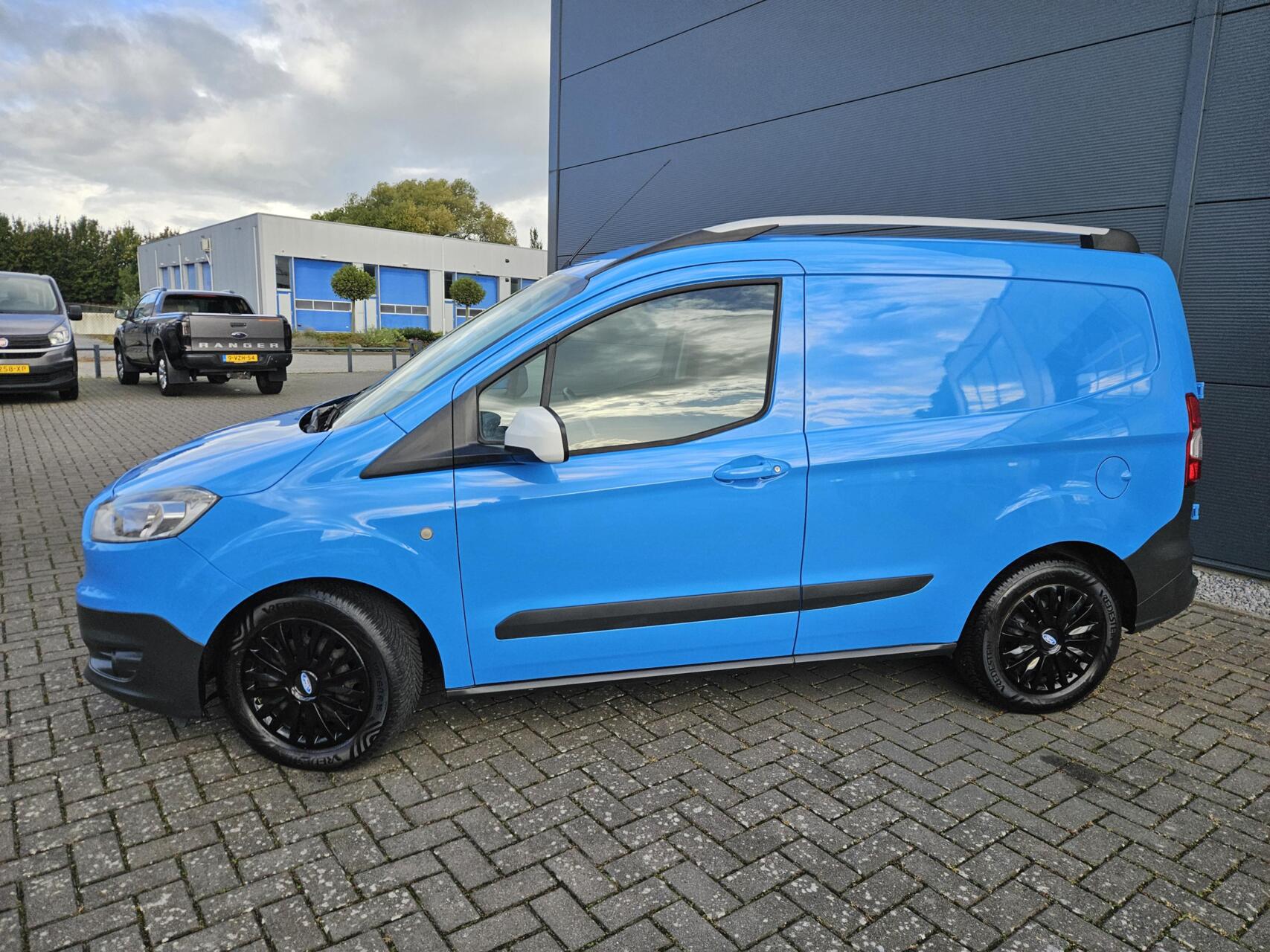 Foto van Ford Transit Courier