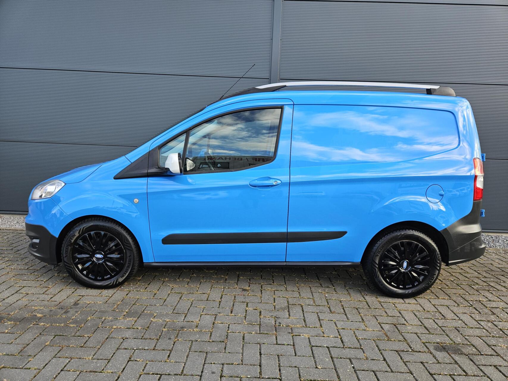 Foto van Ford Transit Courier