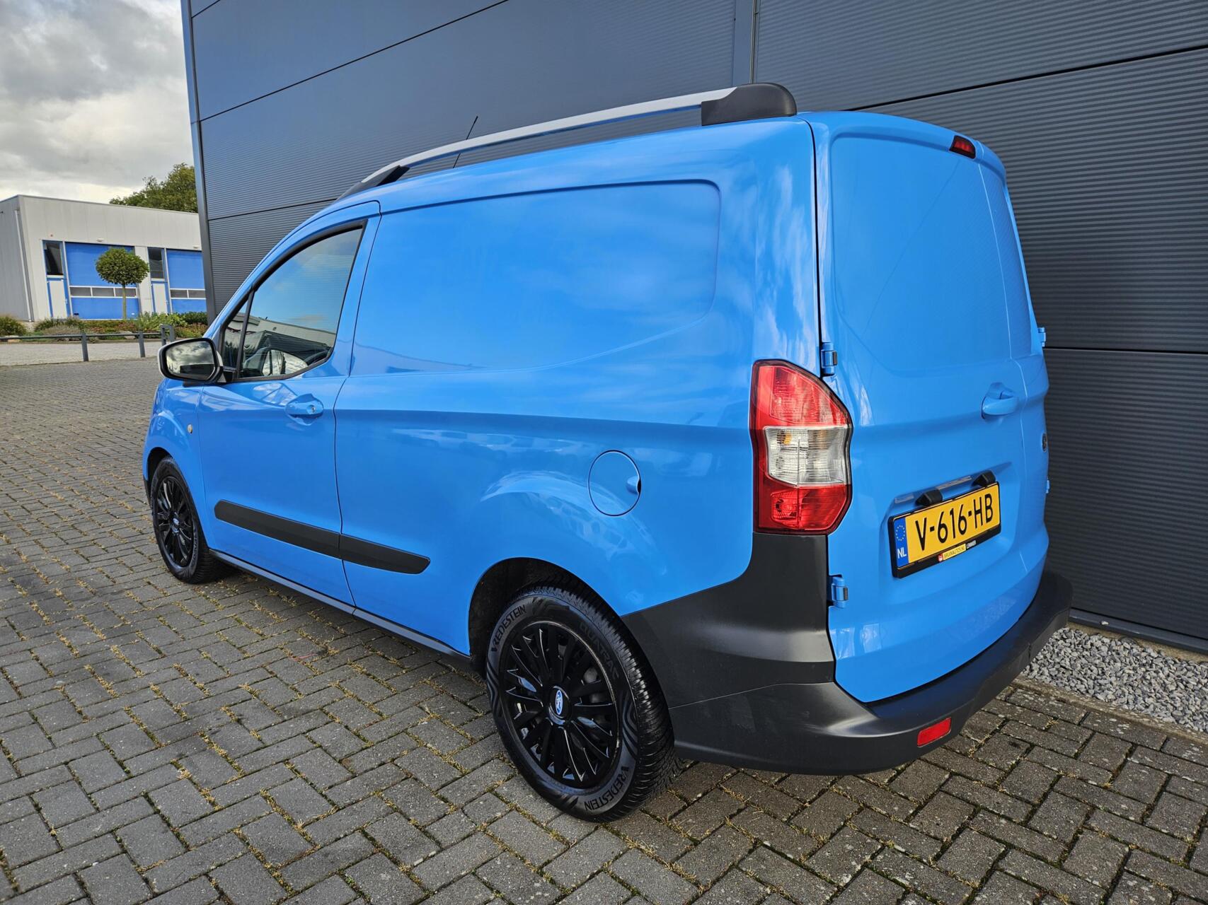 Foto van Ford Transit Courier