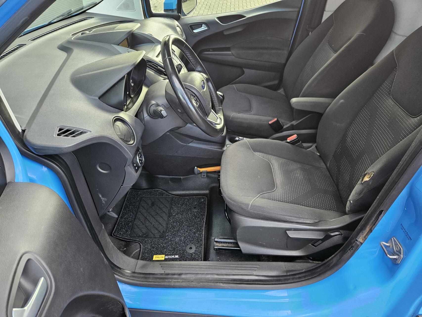 Foto van Ford Transit Courier