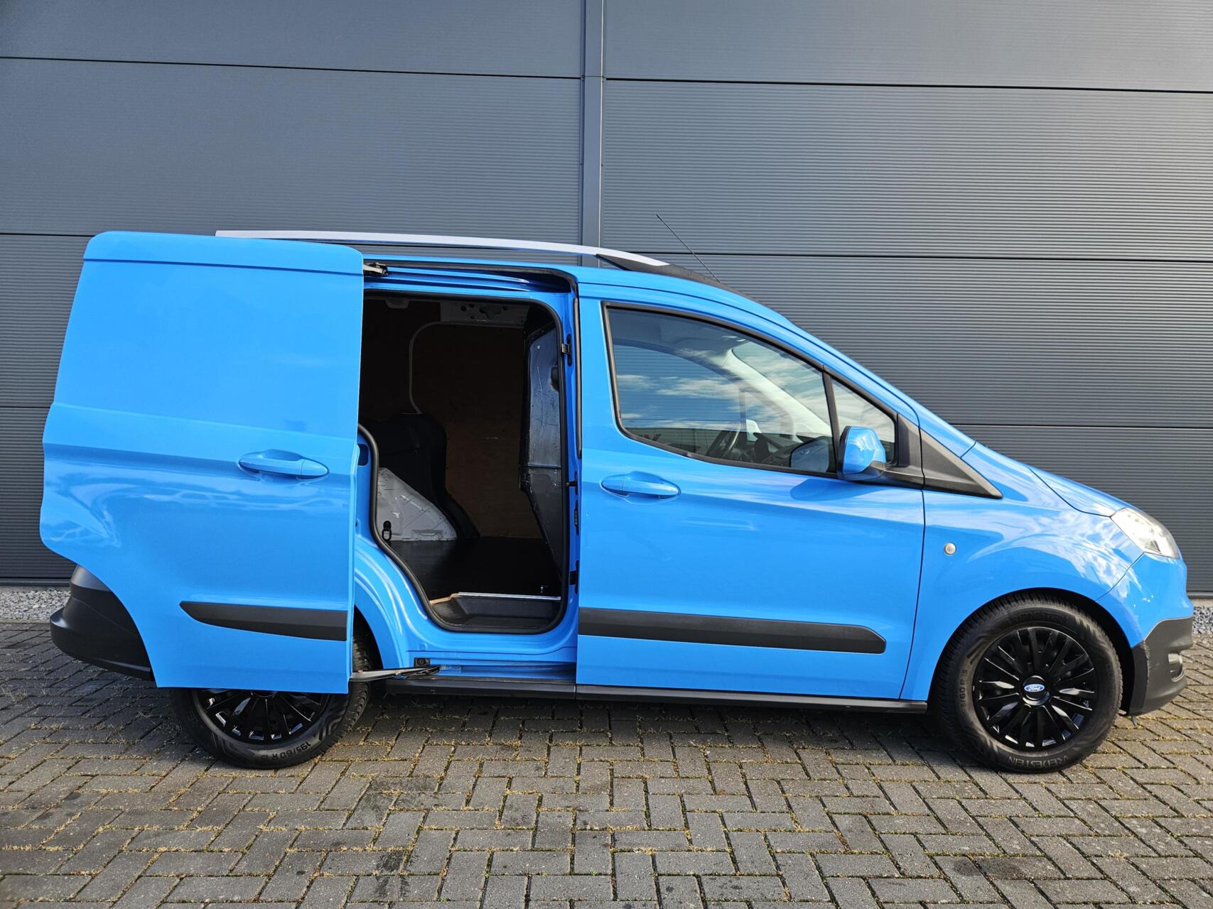 Foto van Ford Transit Courier