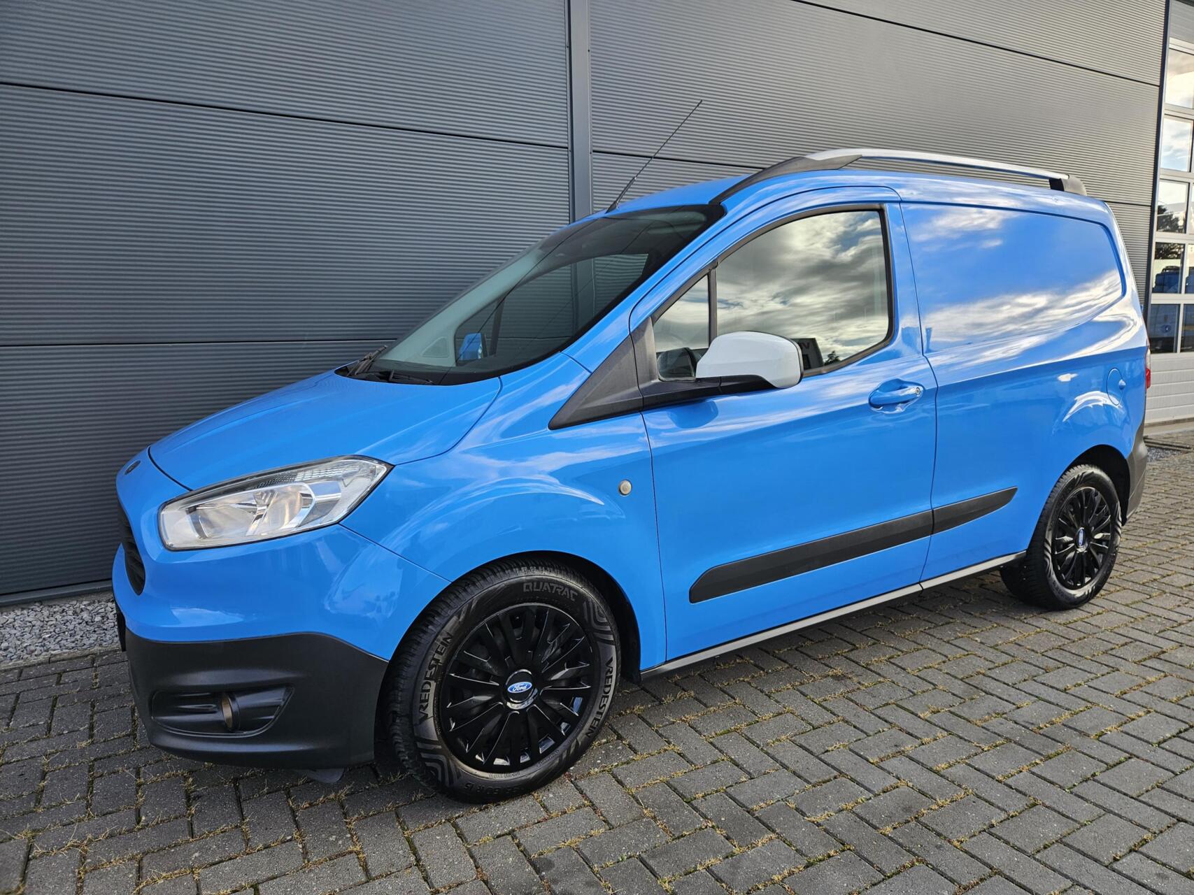 Foto van Ford Transit Courier