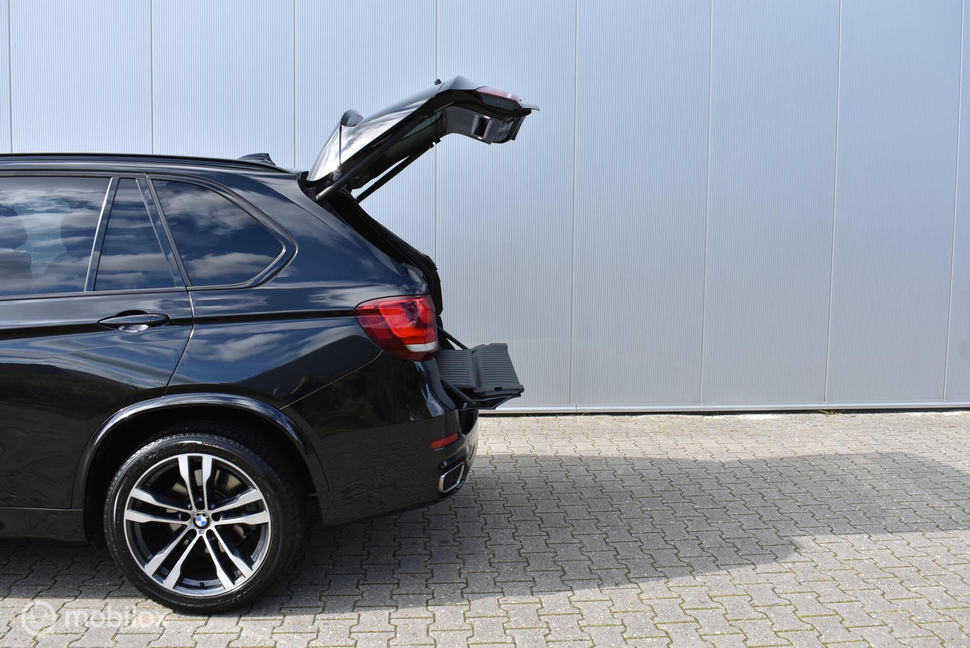 Foto van BMW X5 Xdrive40d