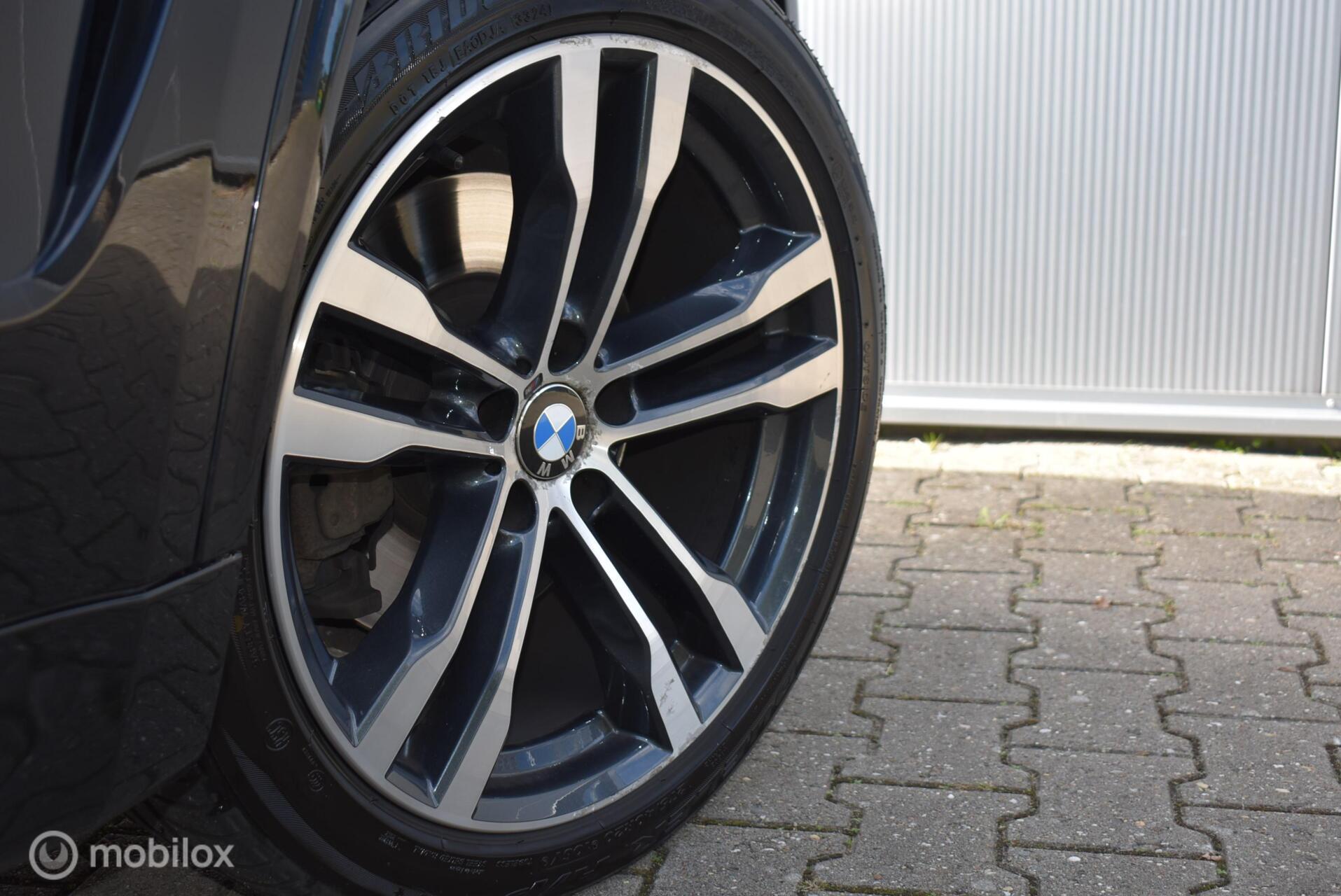 Foto van BMW X5 Xdrive40d