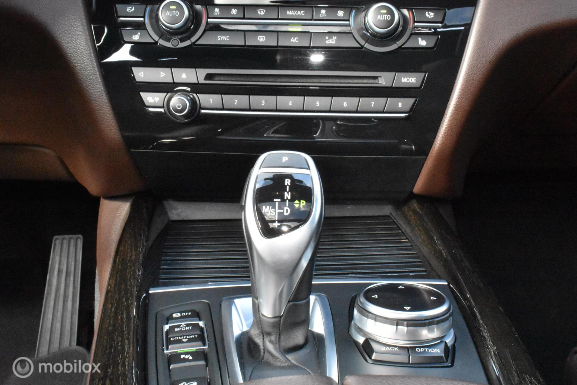 Foto van BMW X5 Xdrive40d