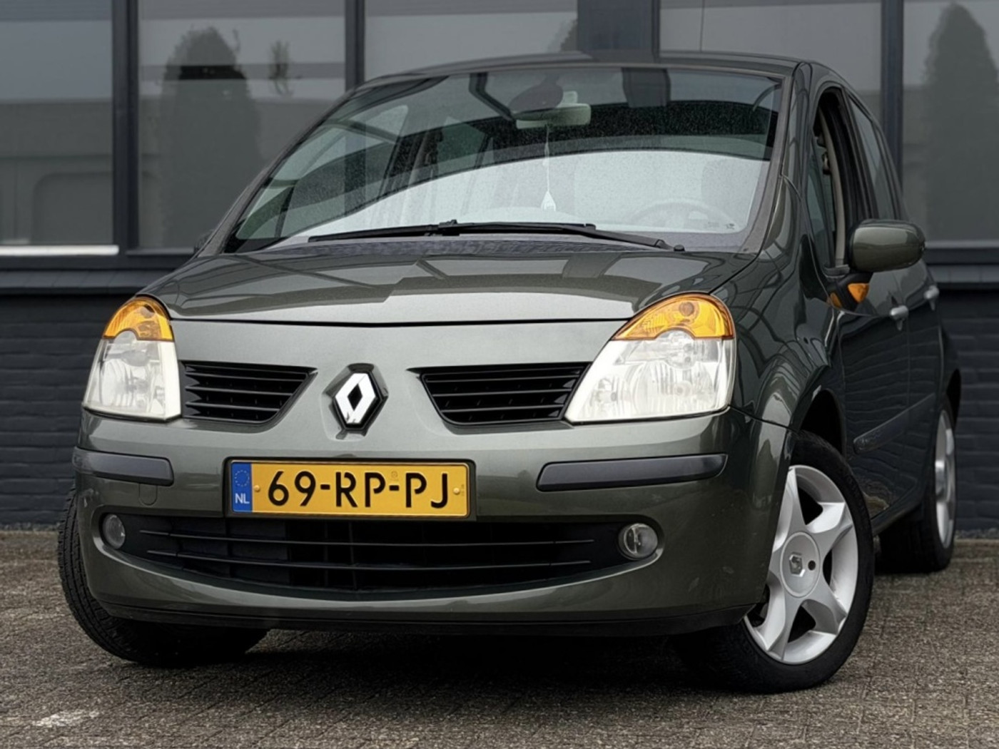 Renault Modus 1.6-16V Priv.Luxe |Airco |CruiseC |Nieuwe APK |NAP 2005 - voorkant