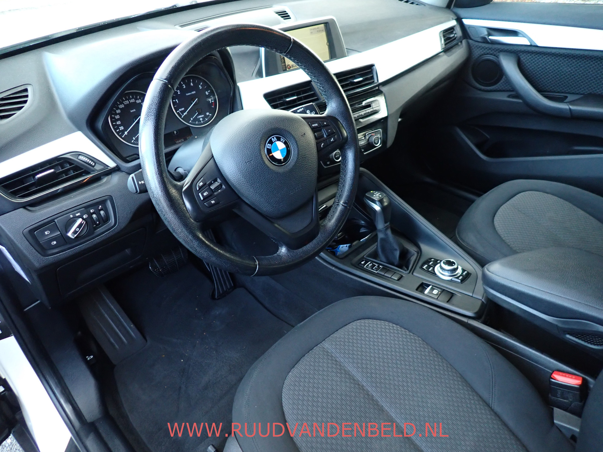 Foto van BMW X1 sDrive 18i