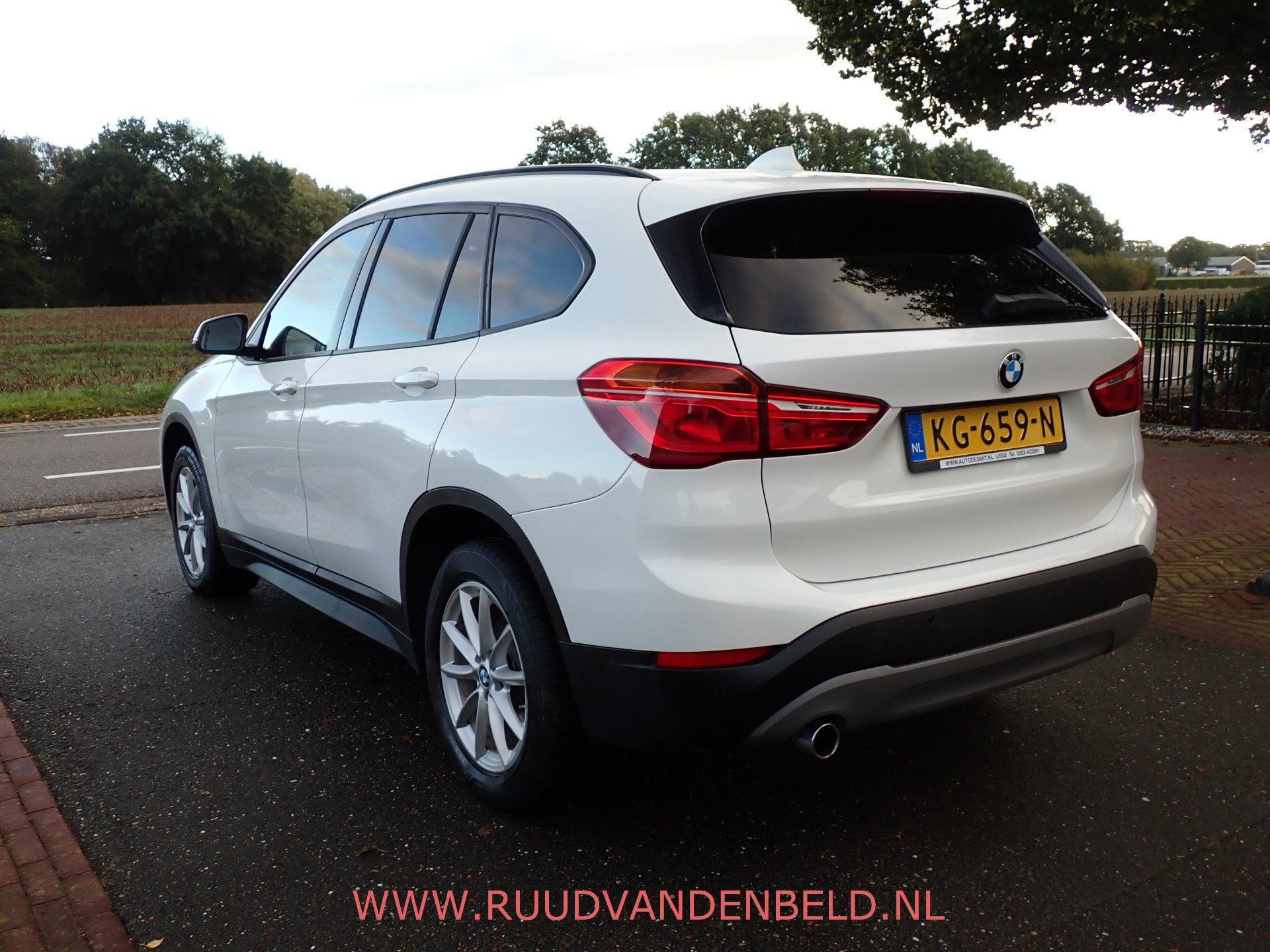 Foto van BMW X1 sDrive 18i