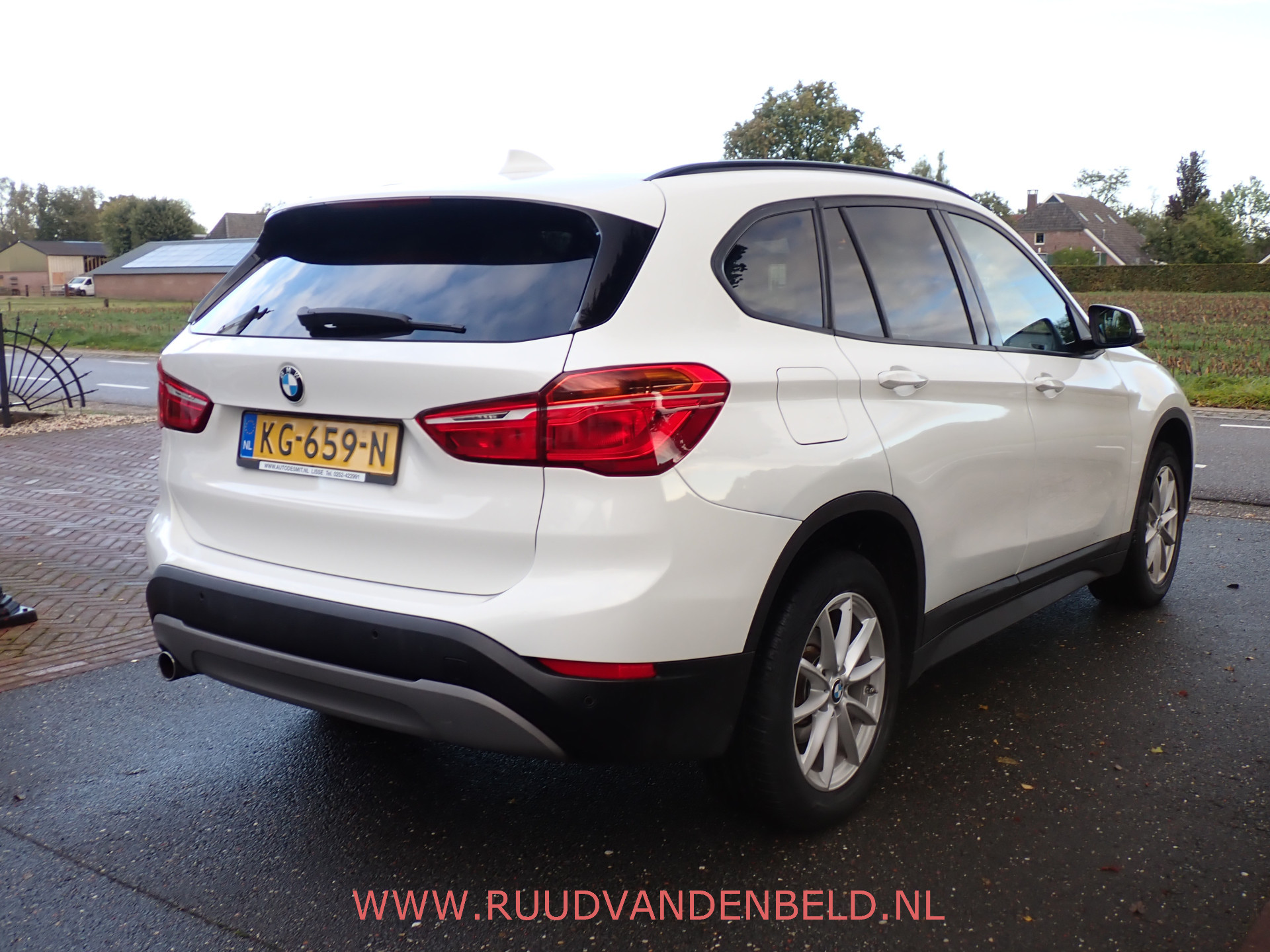 Foto van BMW X1 sDrive 18i
