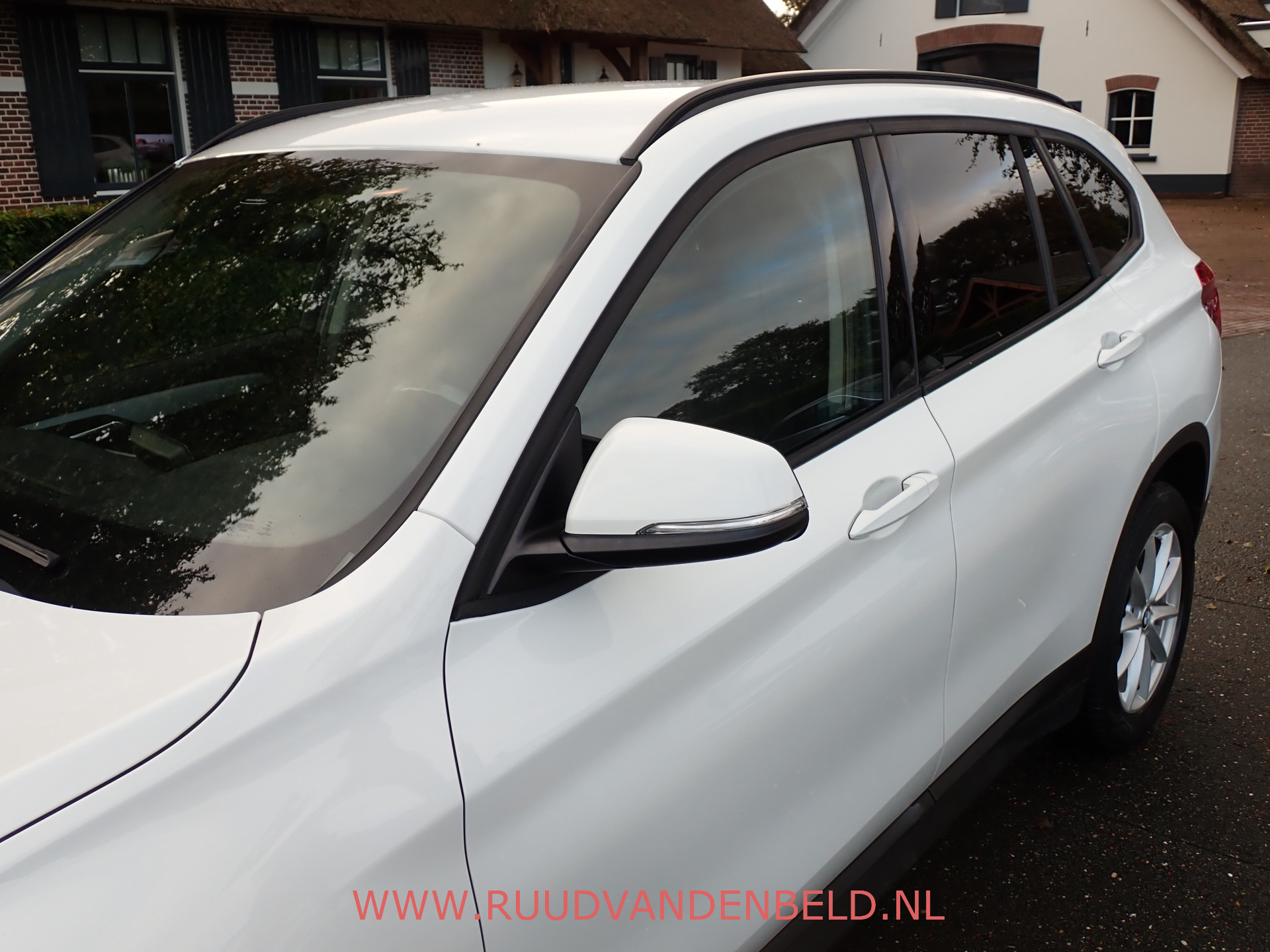 Foto van BMW X1 sDrive 18i