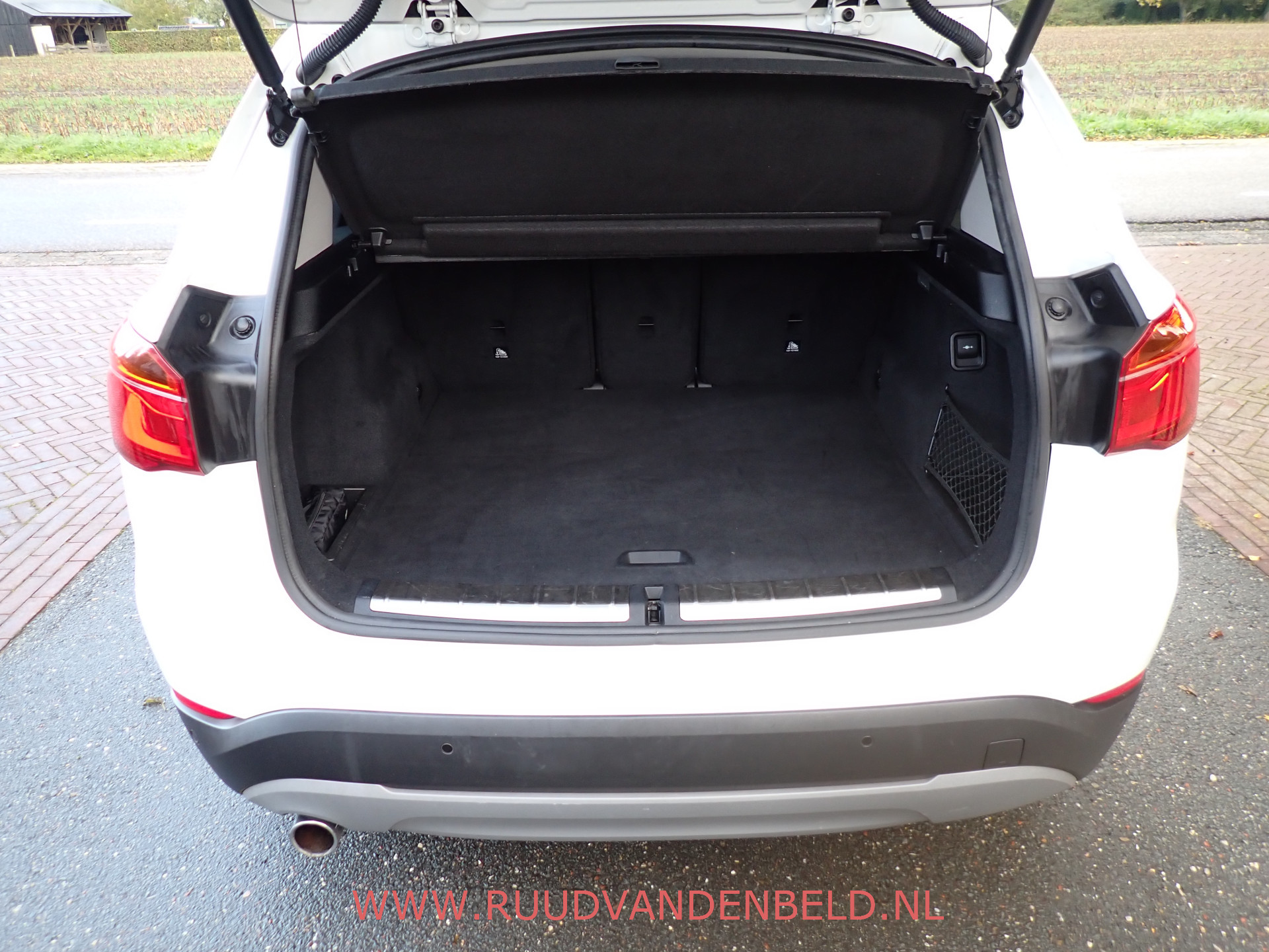 Foto van BMW X1 sDrive 18i