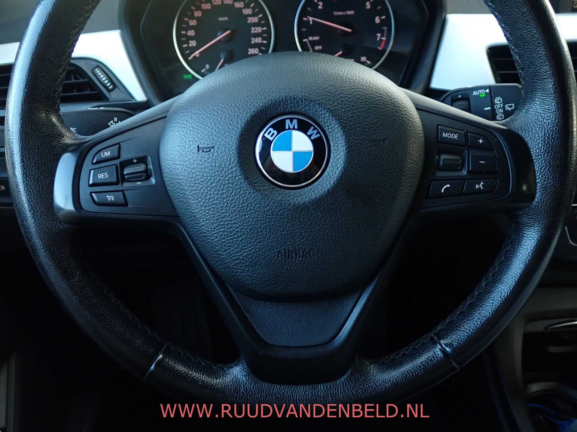 Foto van BMW X1 sDrive 18i