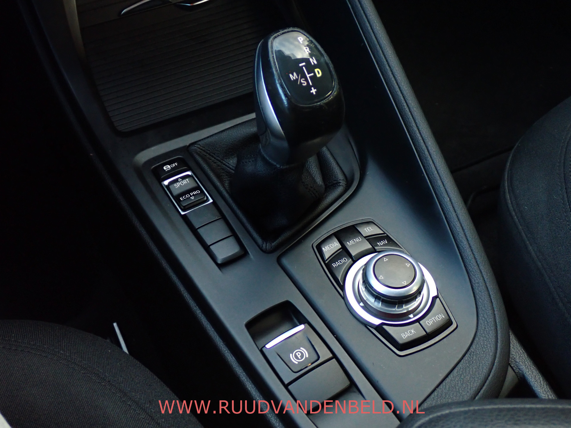 Foto van BMW X1 sDrive 18i