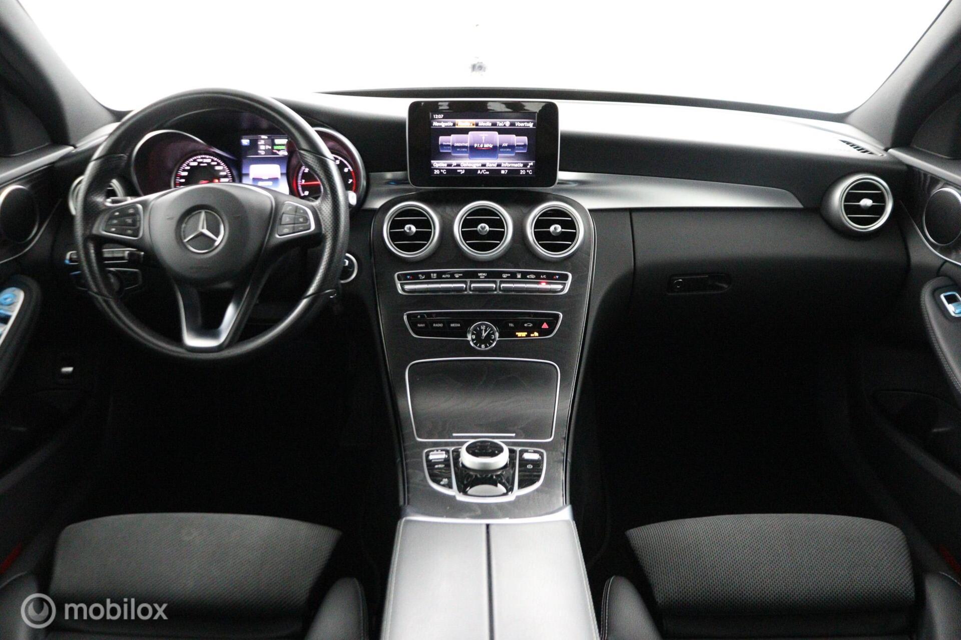 Foto van Mercedes-Benz C 350 E