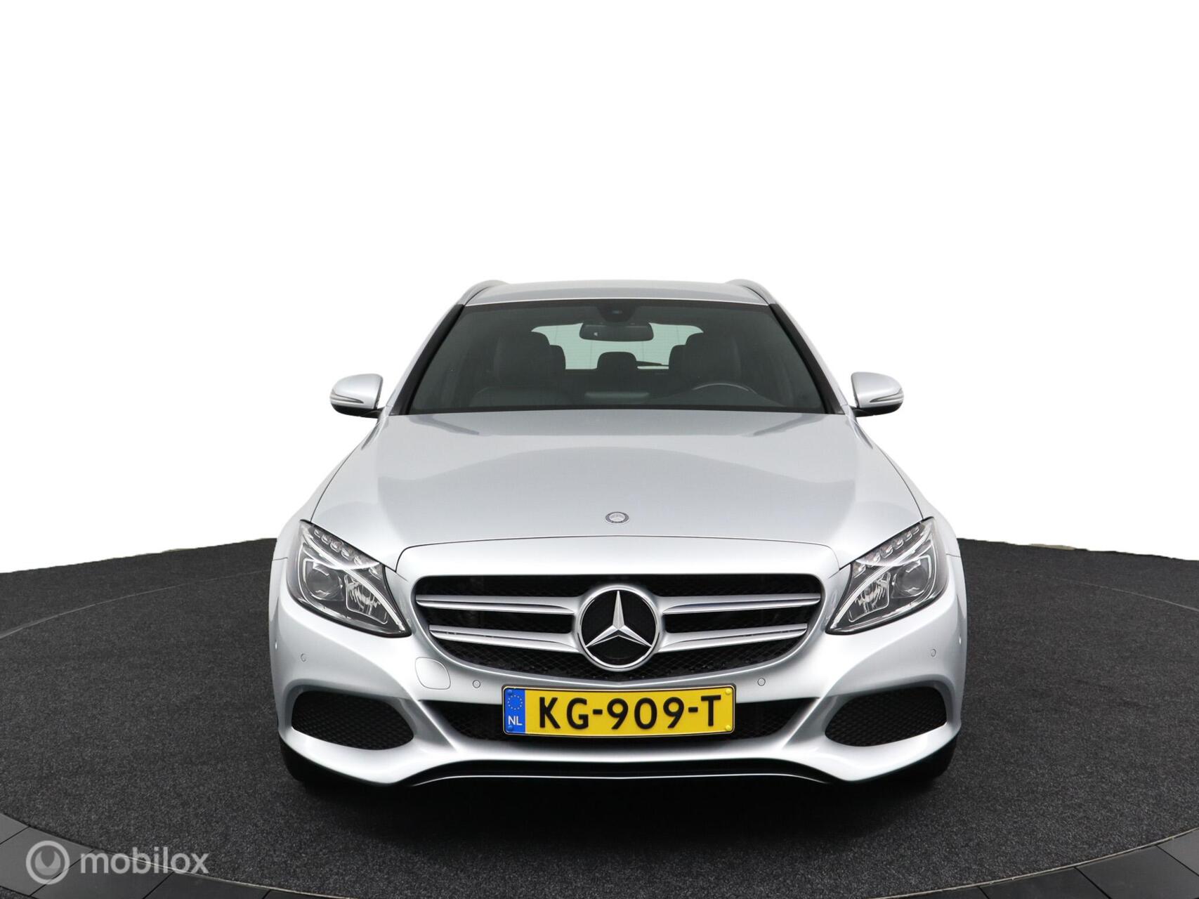 Foto van Mercedes-Benz C 350 E