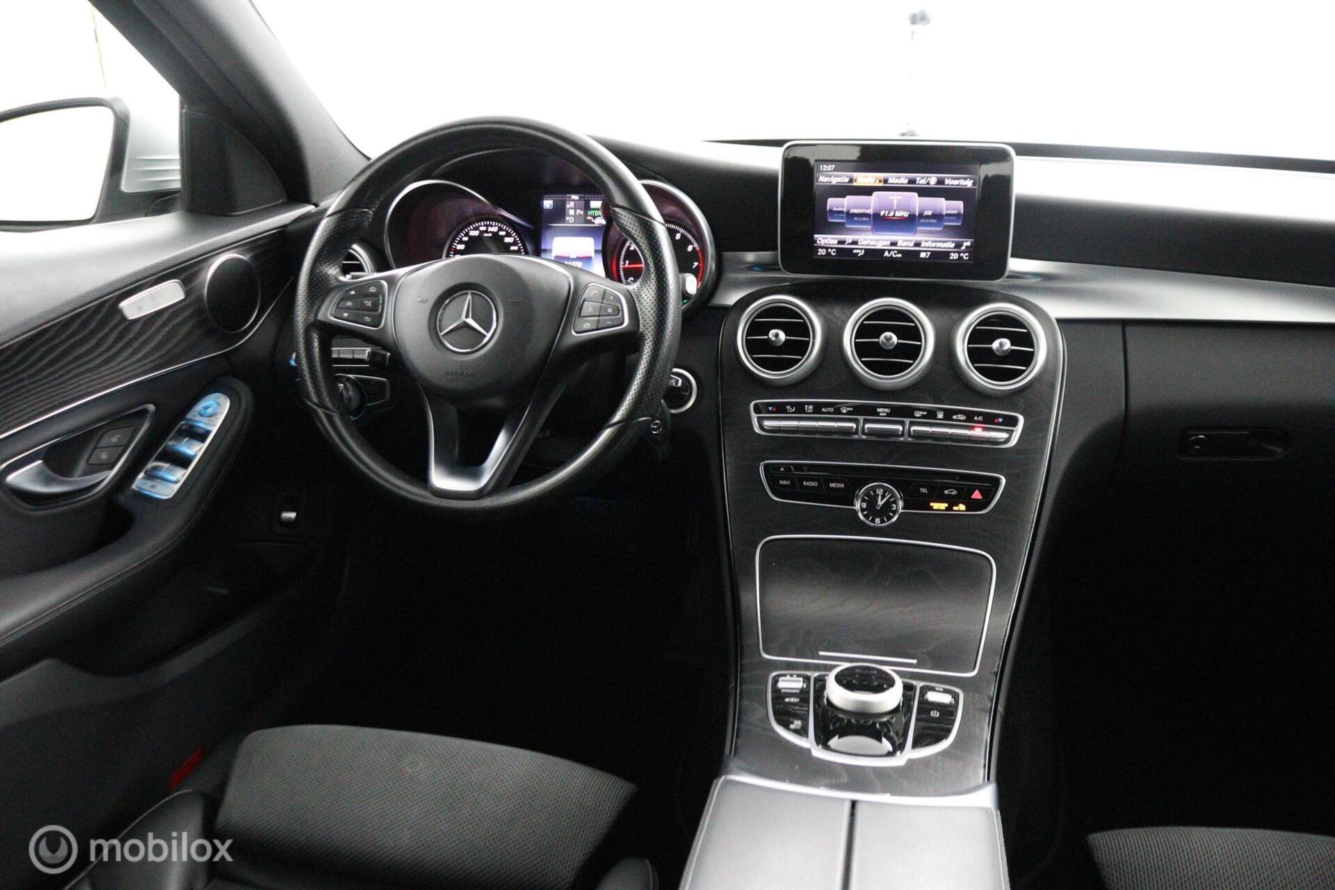 Foto van Mercedes-Benz C 350 E