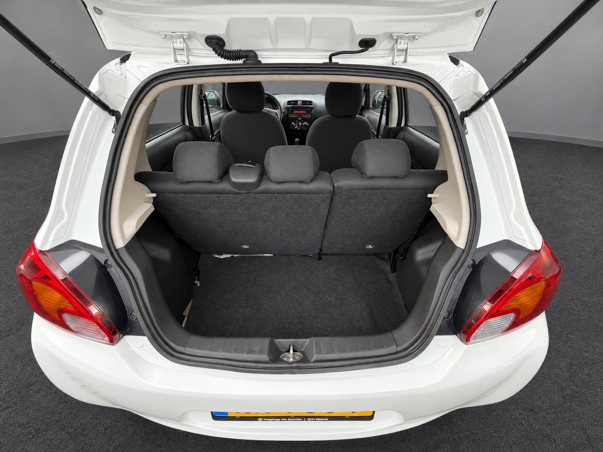 Foto van Mitsubishi Mitsubishi Space Star