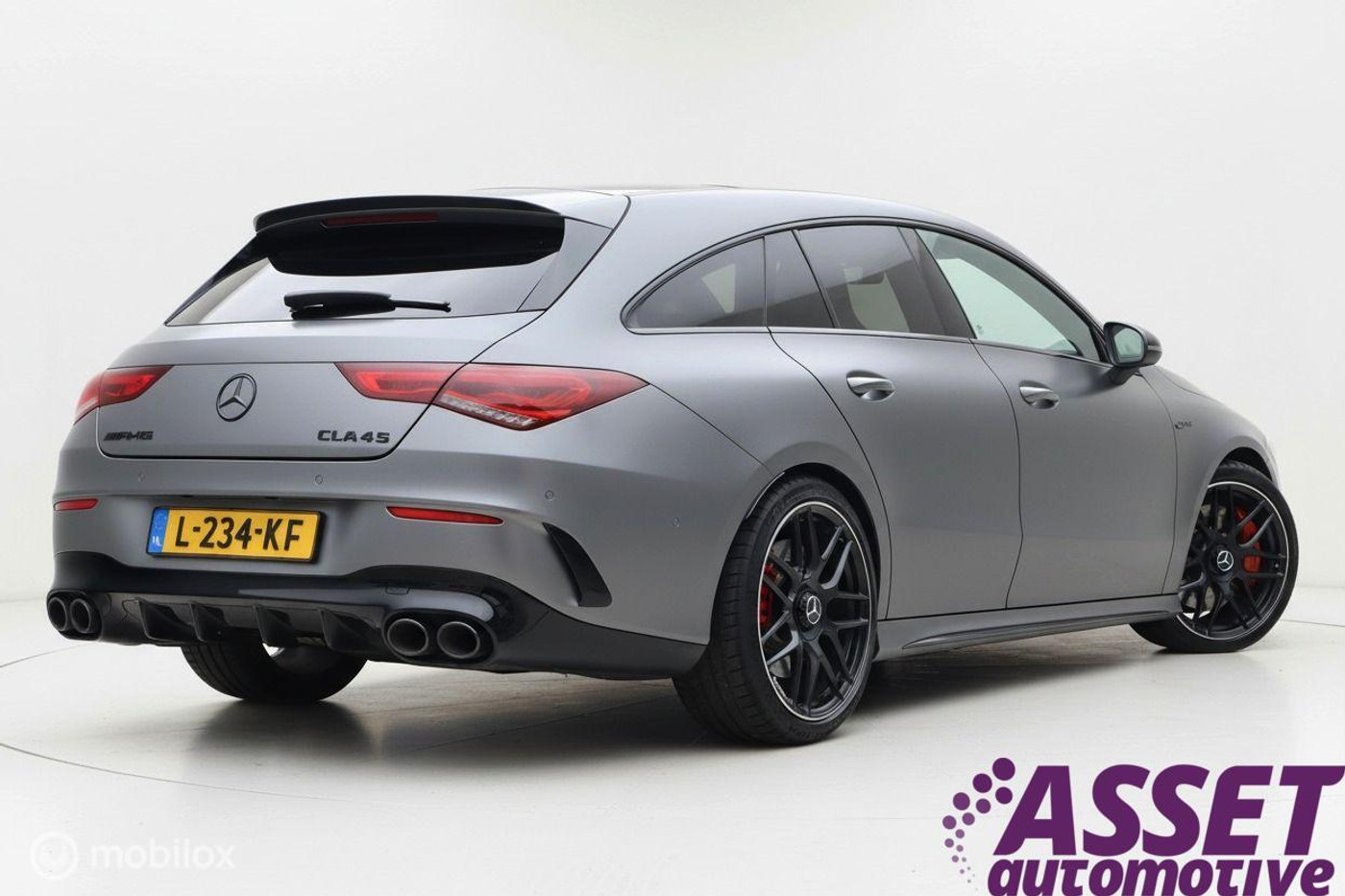 Foto van Mercedes-Benz AMG Cla 45