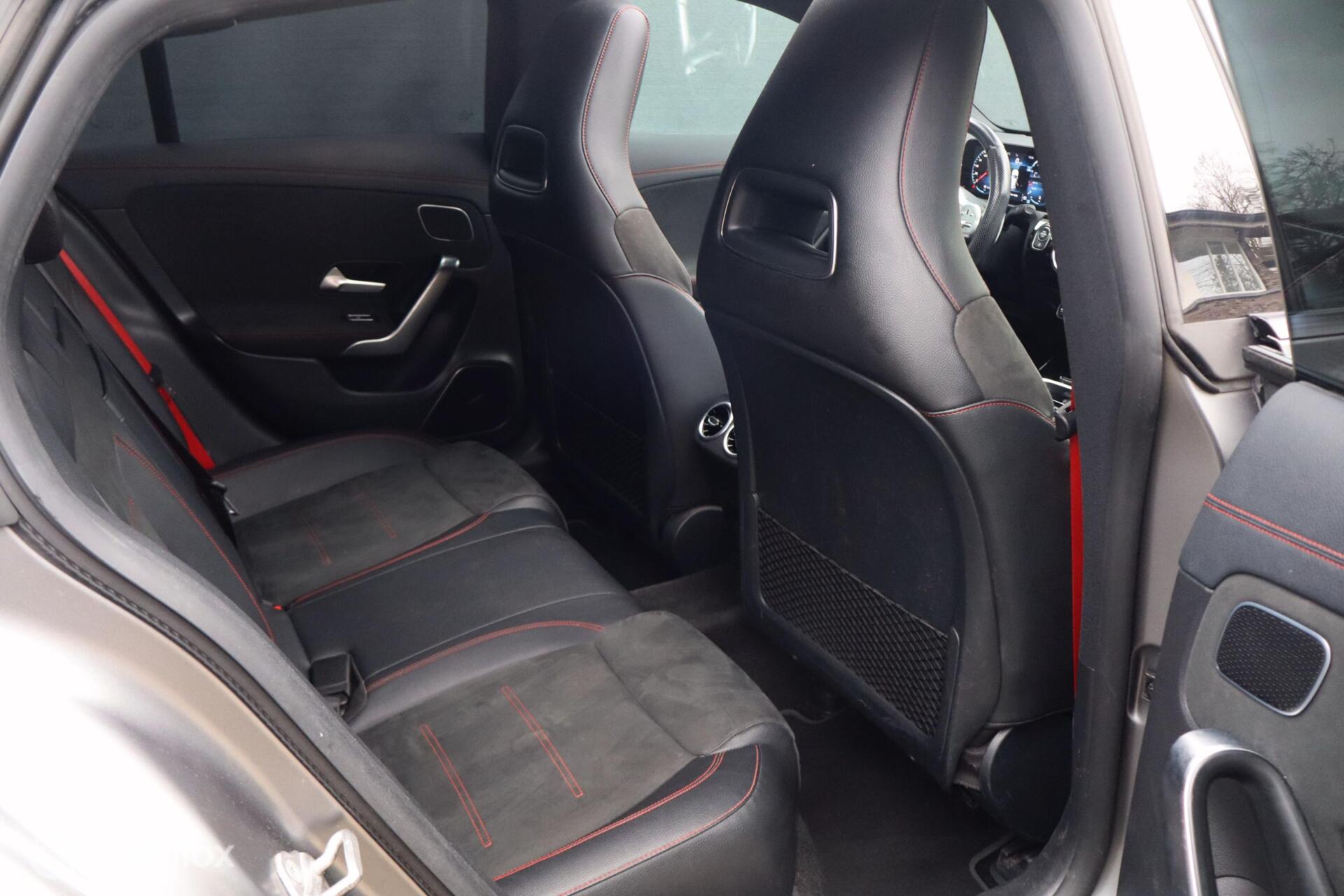 Foto van Mercedes-Benz AMG Cla 45
