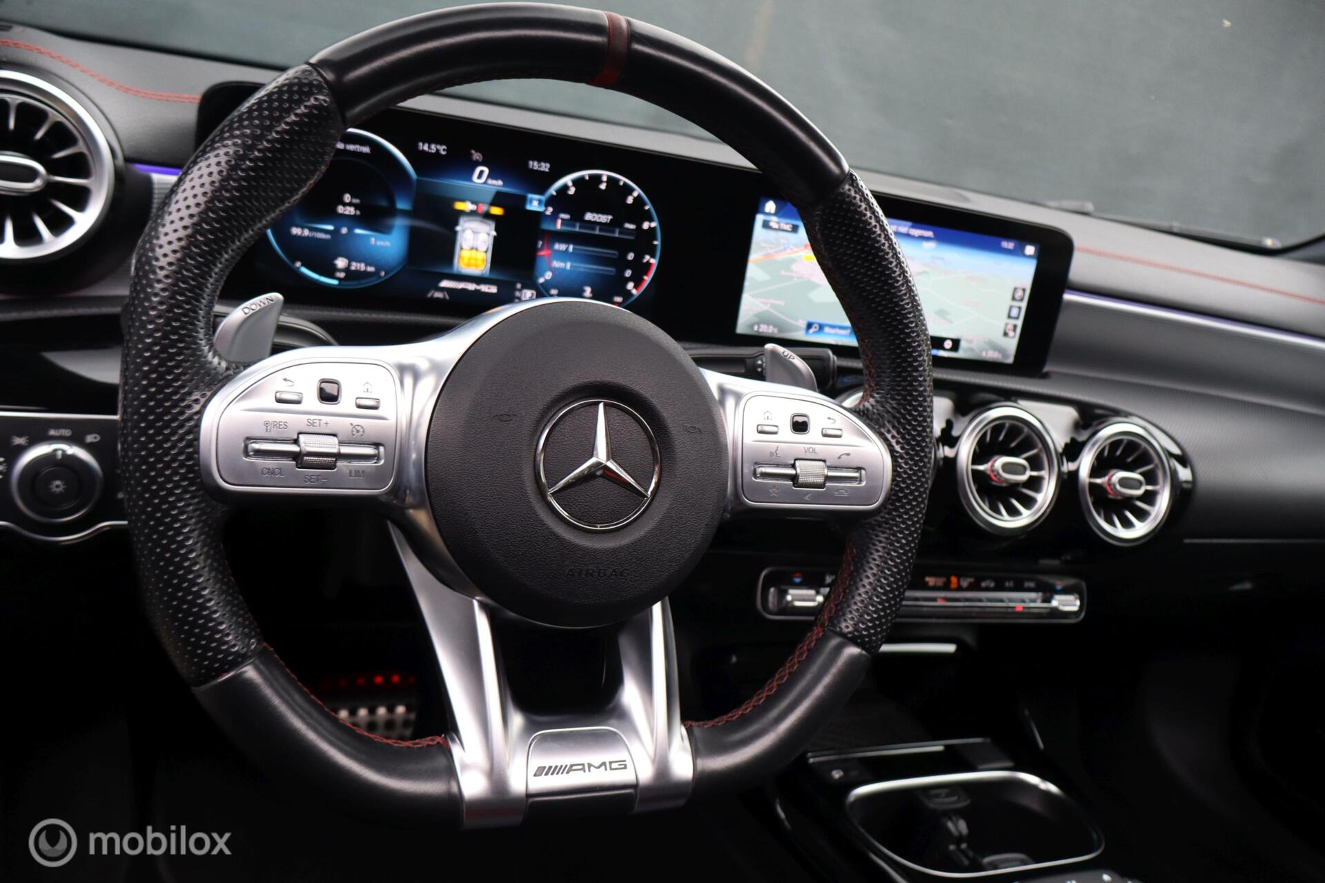 Foto van Mercedes-Benz AMG Cla 45