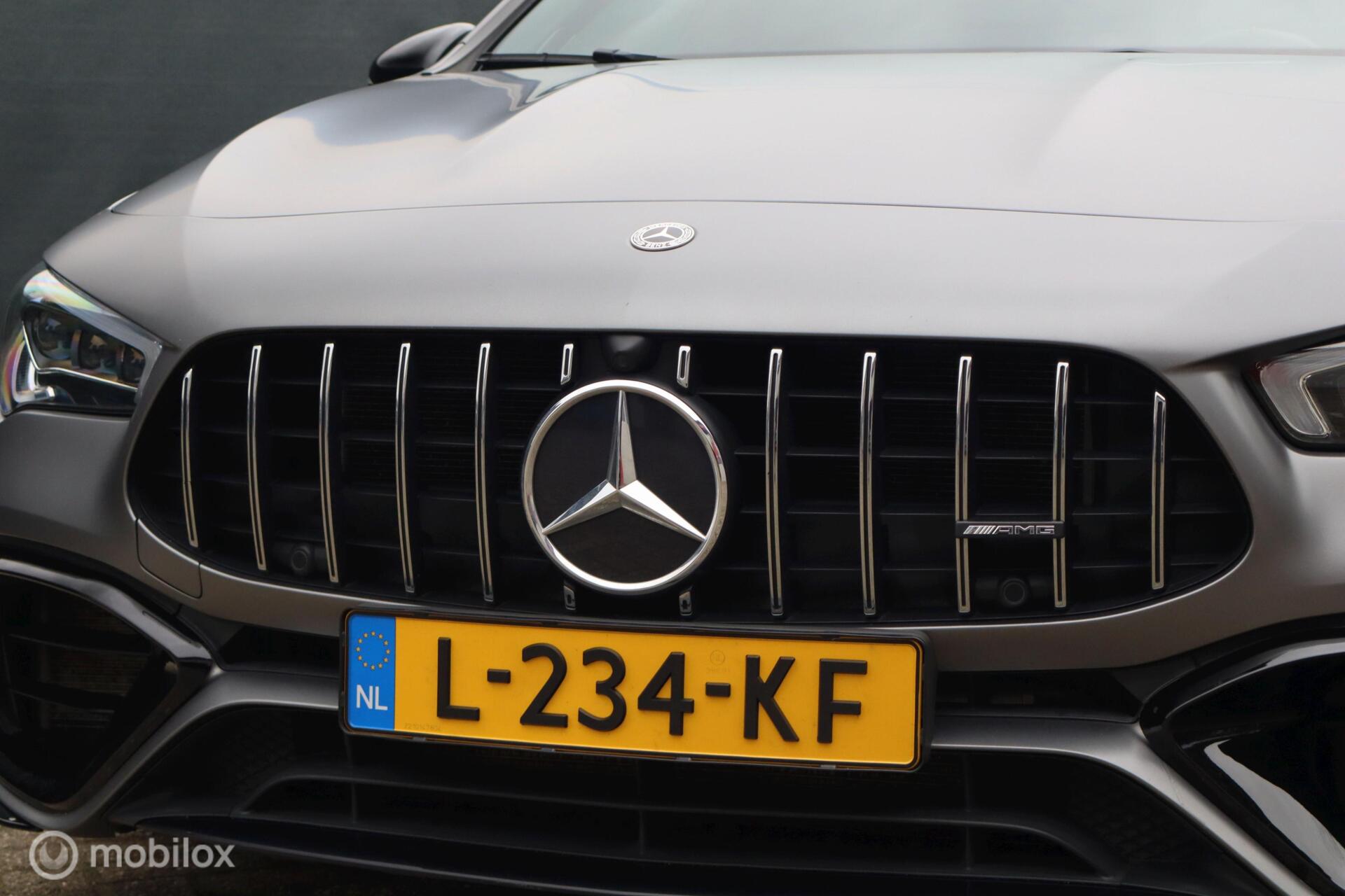 Foto van Mercedes-Benz AMG Cla 45