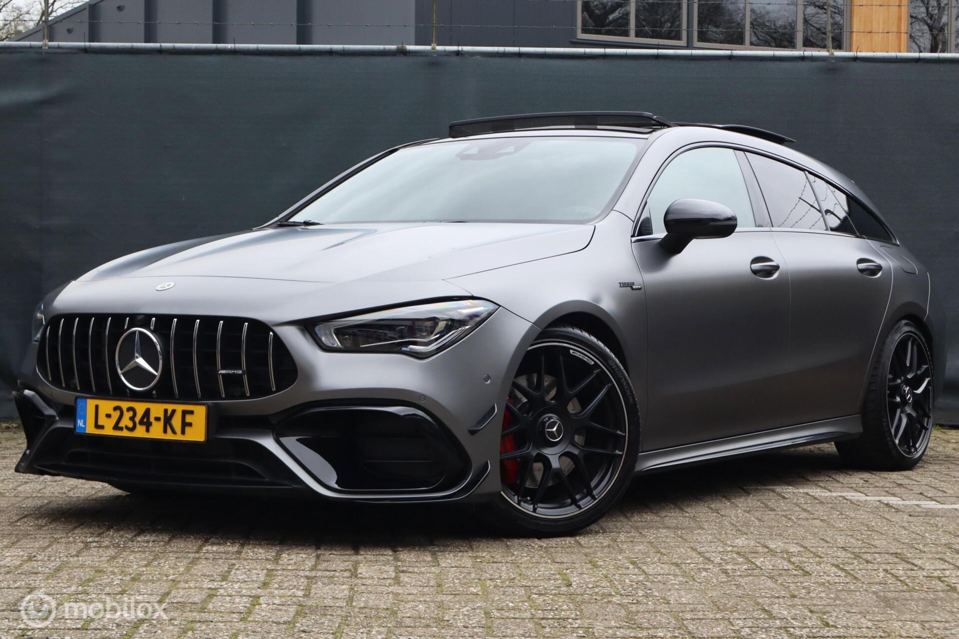 Foto van Mercedes-Benz AMG Cla 45