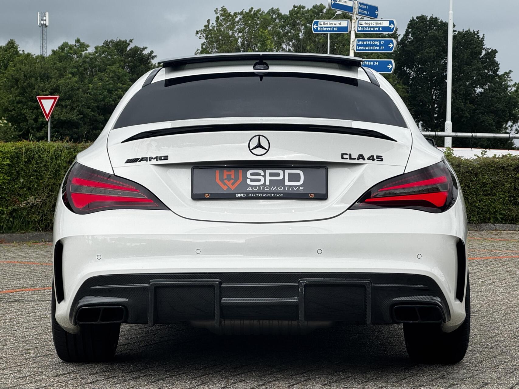 Foto van Mercedes-Benz AMG Cla 45