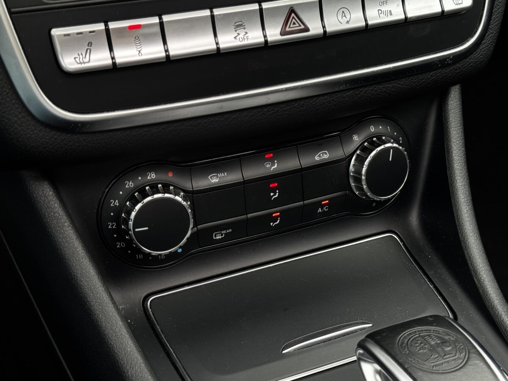 Foto van Mercedes-Benz AMG Cla 45
