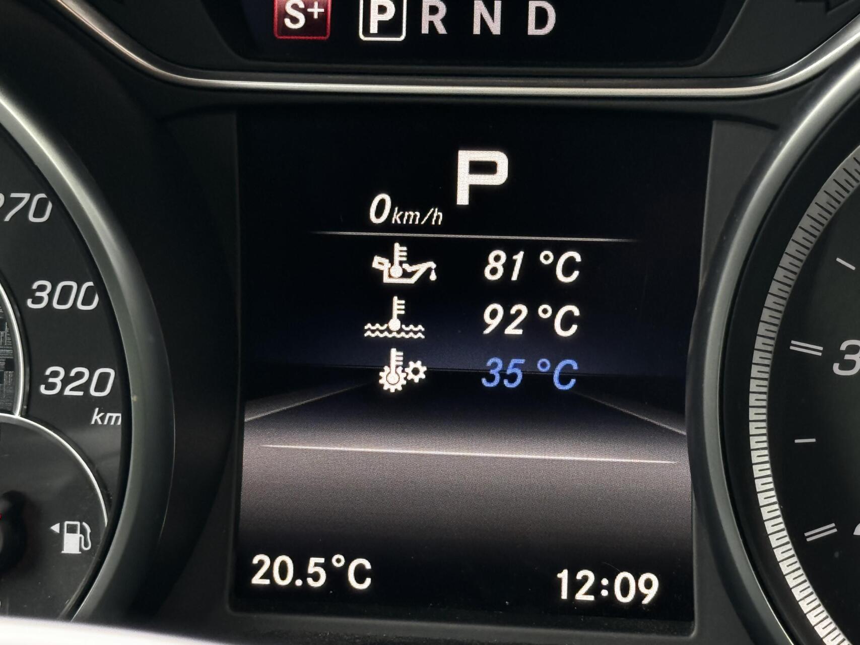 Foto van Mercedes-Benz AMG Cla 45