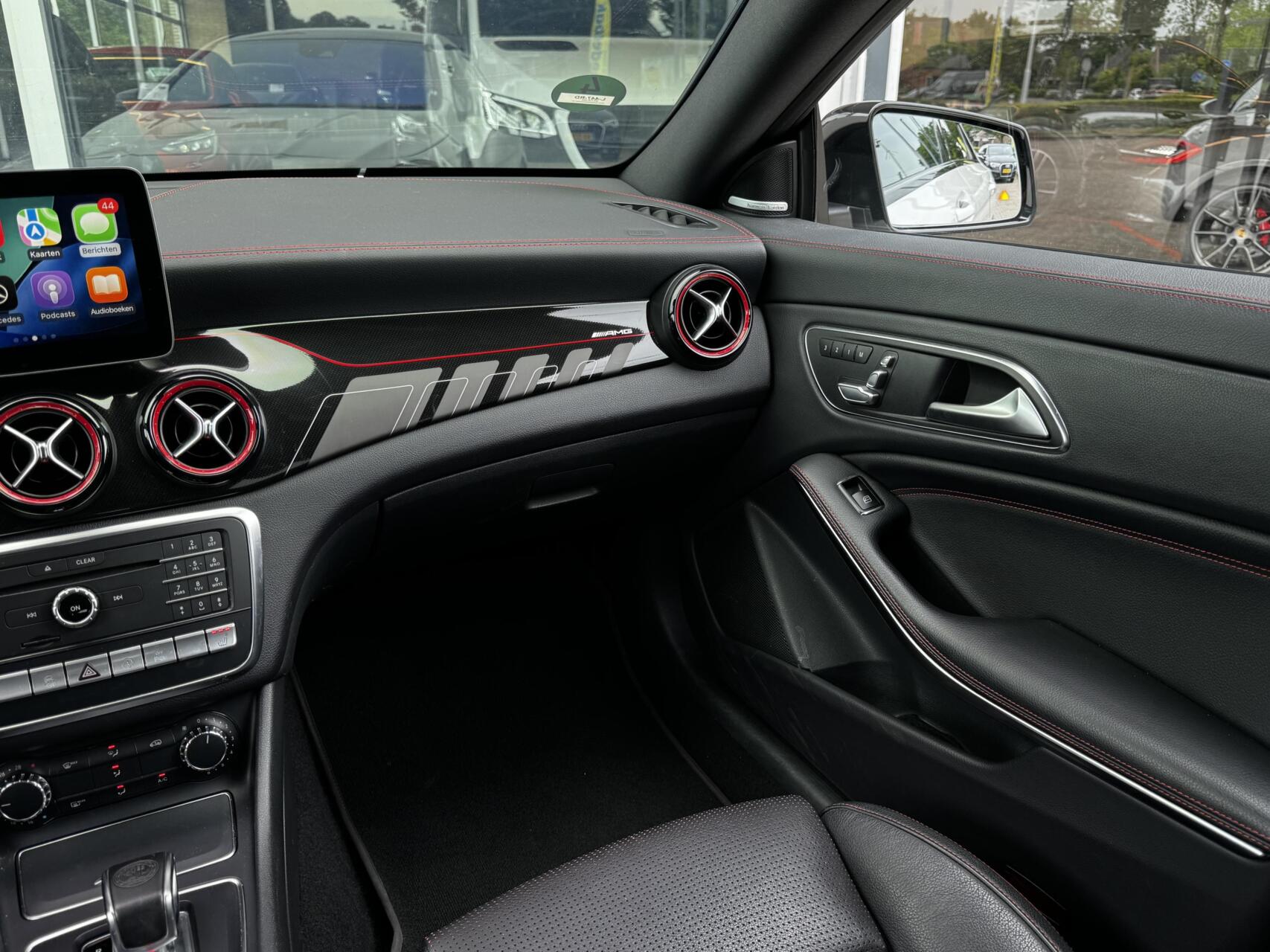 Foto van Mercedes-Benz AMG Cla 45