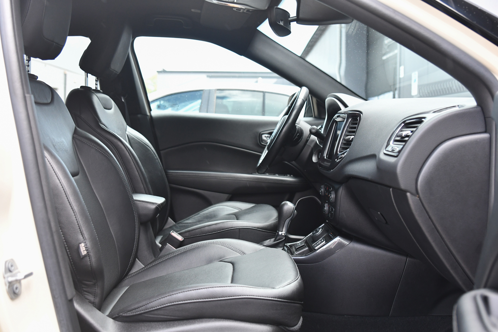 Foto van Jeep Compass
