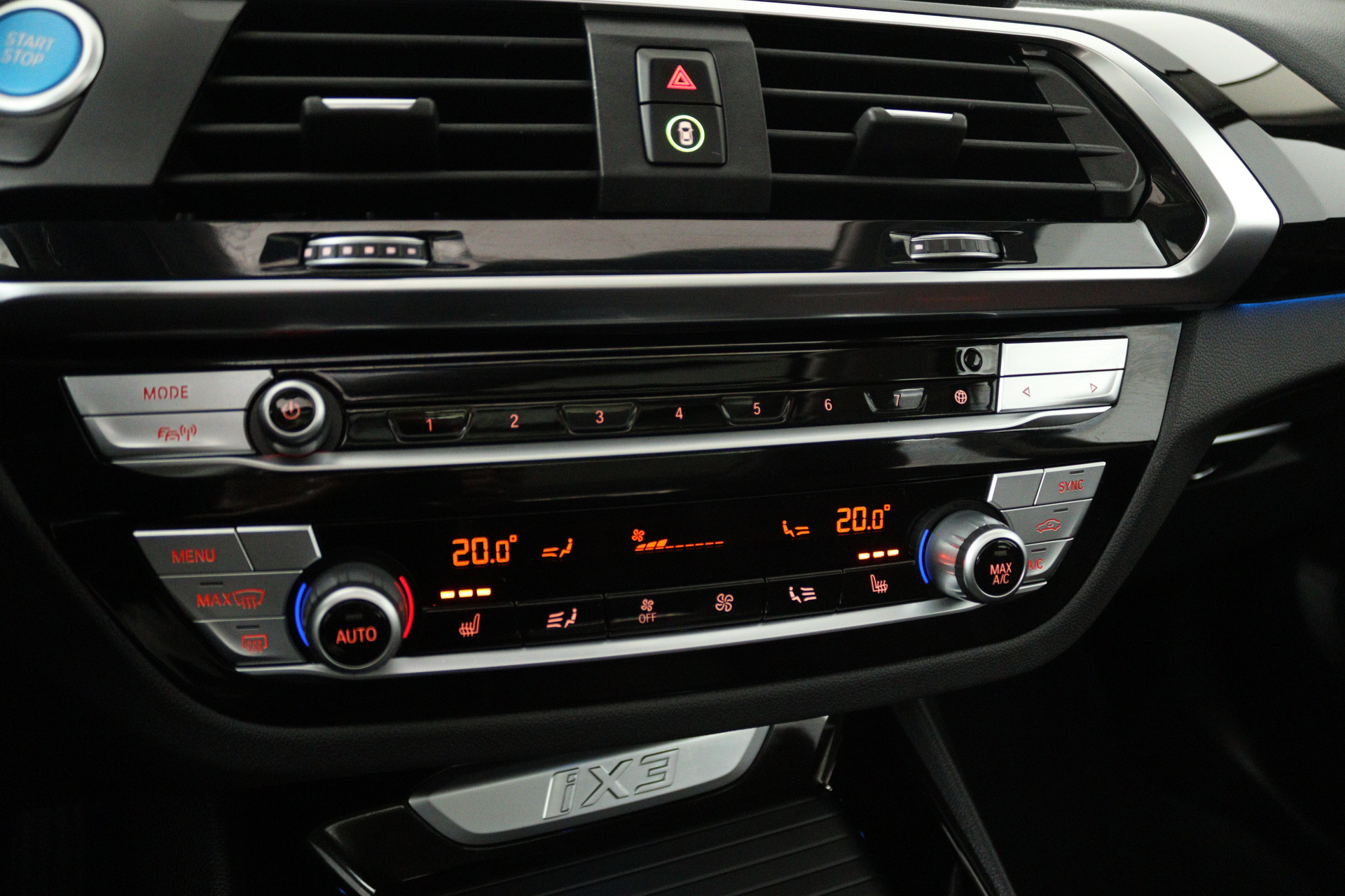 Foto van BMW Ix3