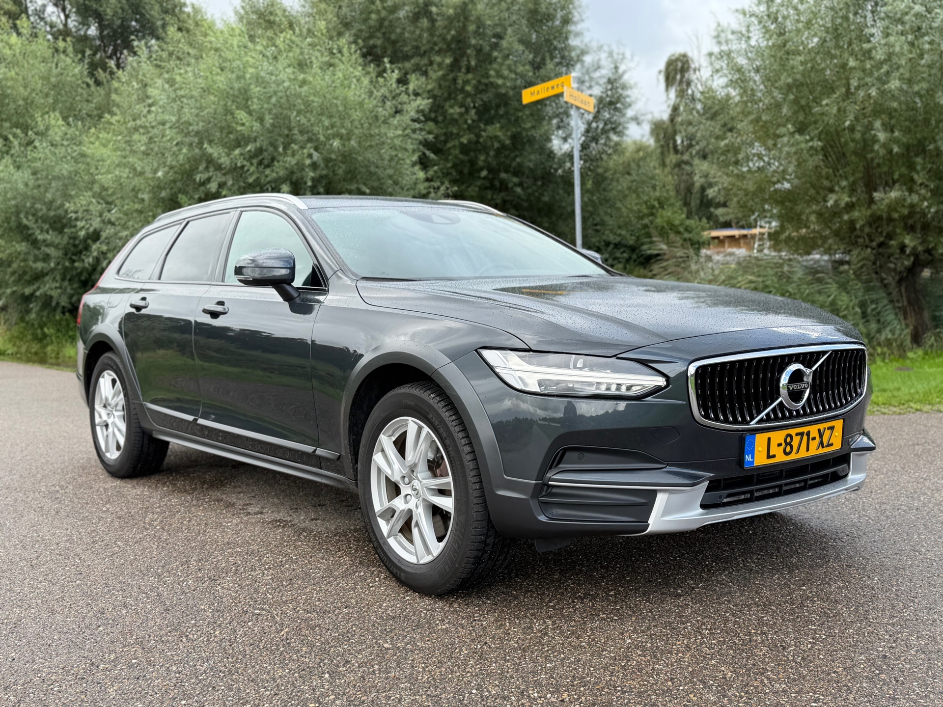 Foto van Volvo V90 Cross Country