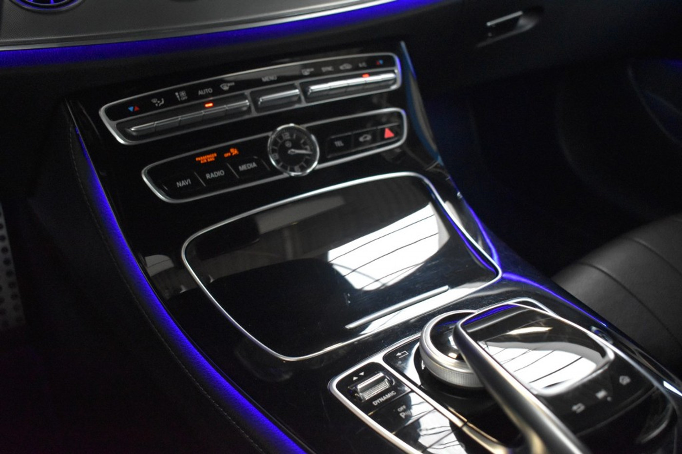 Foto van Mercedes-Benz E 200
