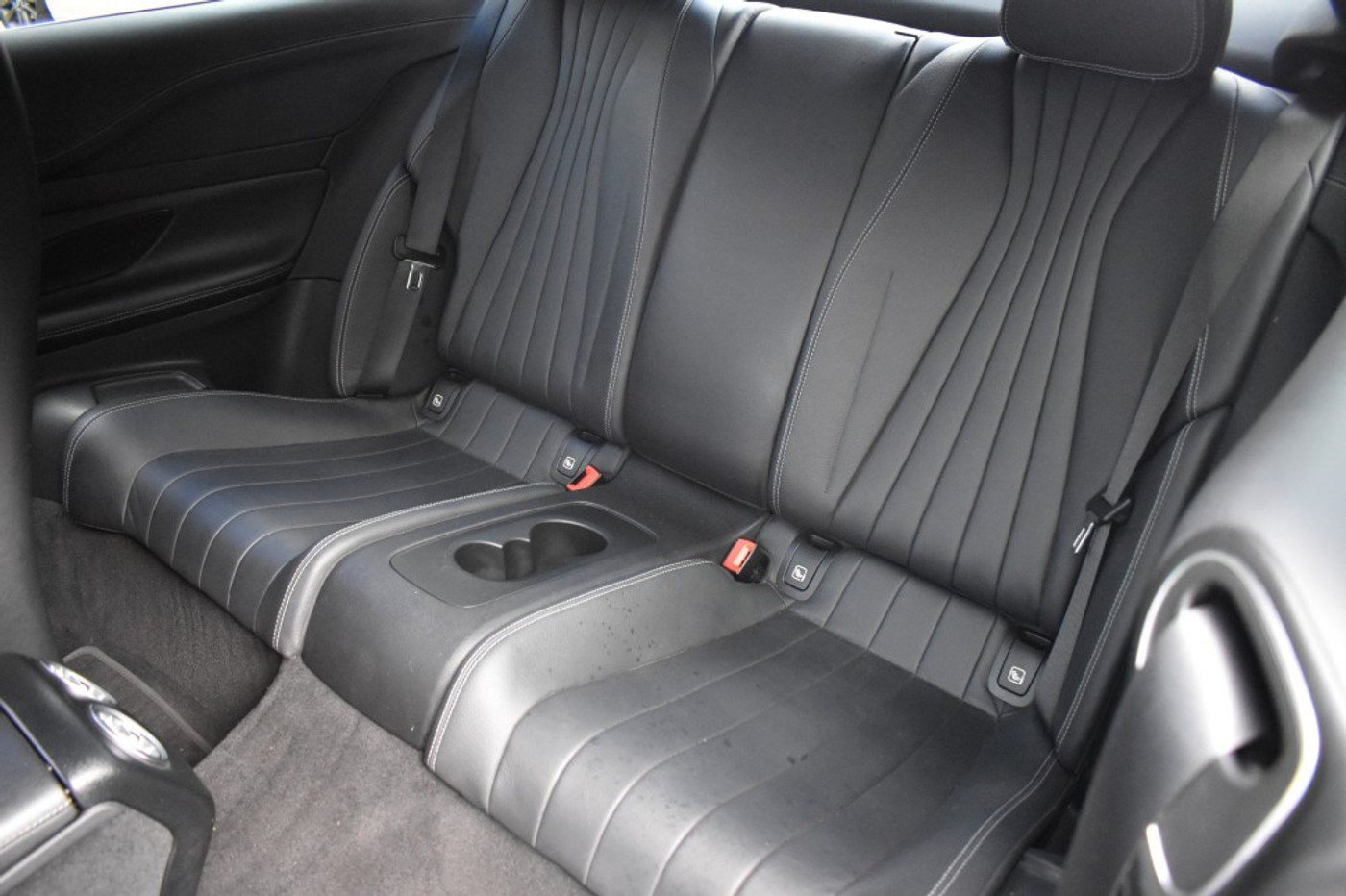 Foto van Mercedes-Benz E 200