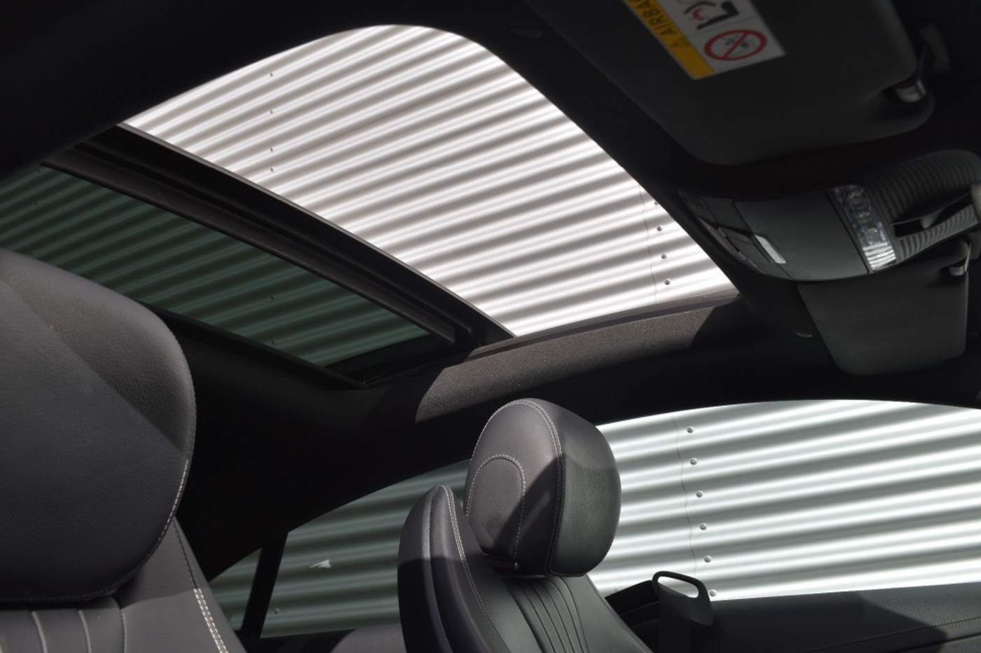Foto van Mercedes-Benz E 200