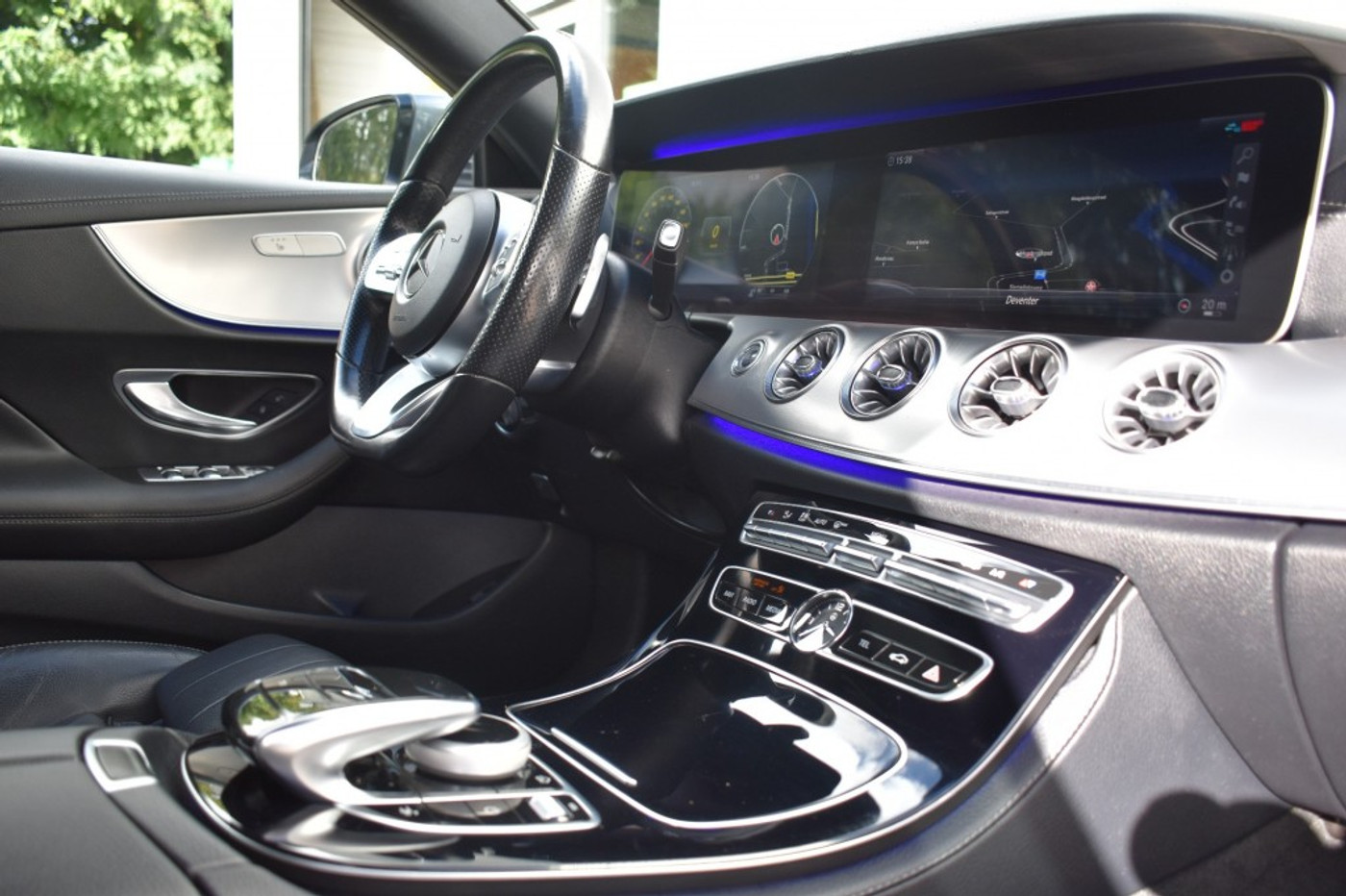 Foto van Mercedes-Benz E 200